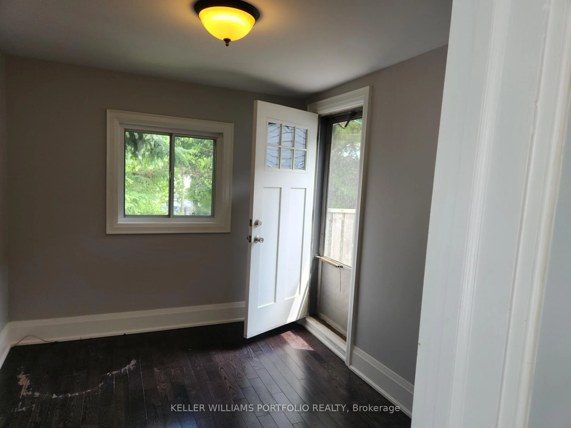 Photo 31 of 71 Chisholm Avenue, Toronto, Woodbine-Lumsden — HOMEH