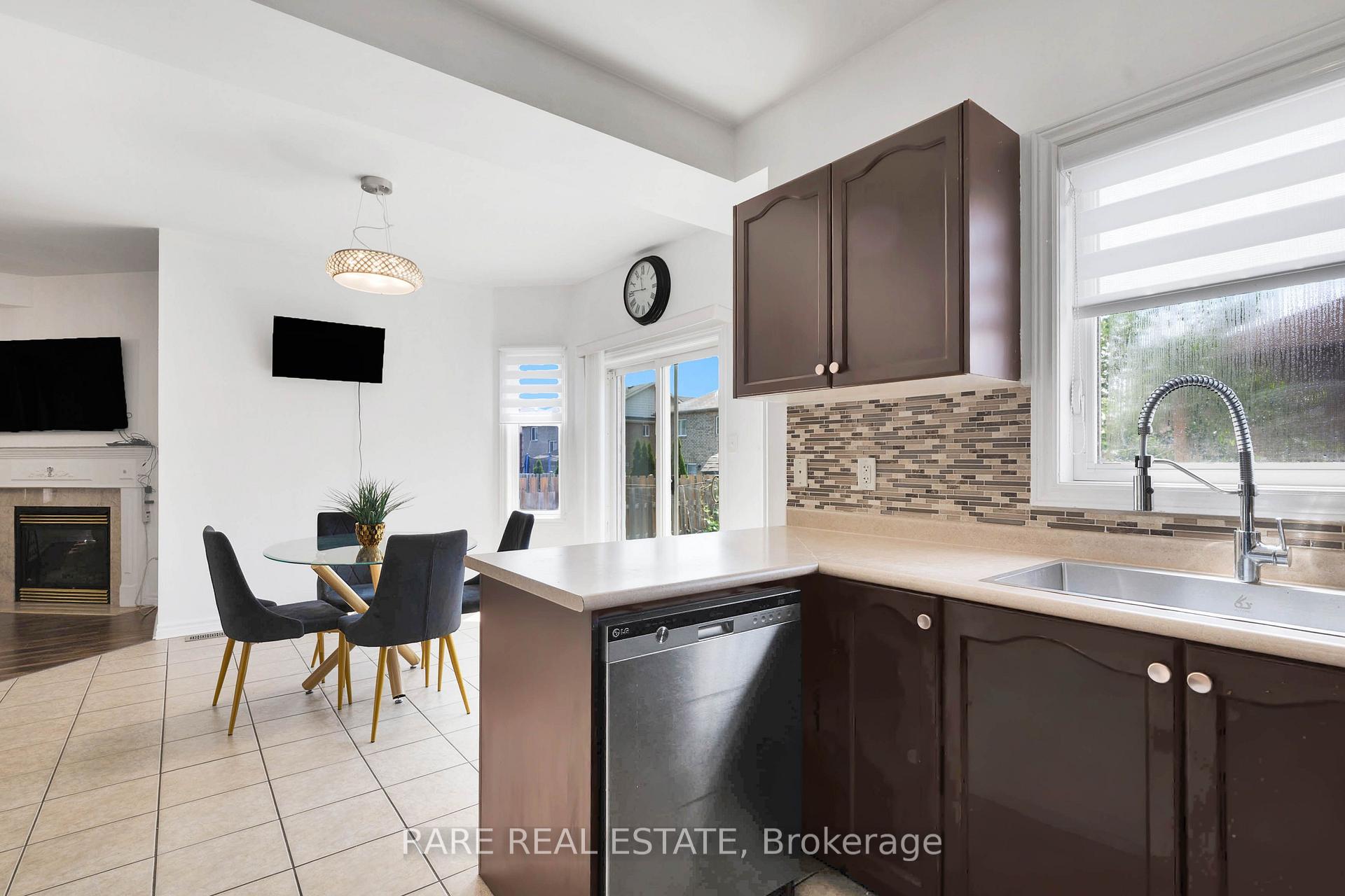 Photo 18 of 2104 Osbond Road, Innisfil, Alcona — HOMEH