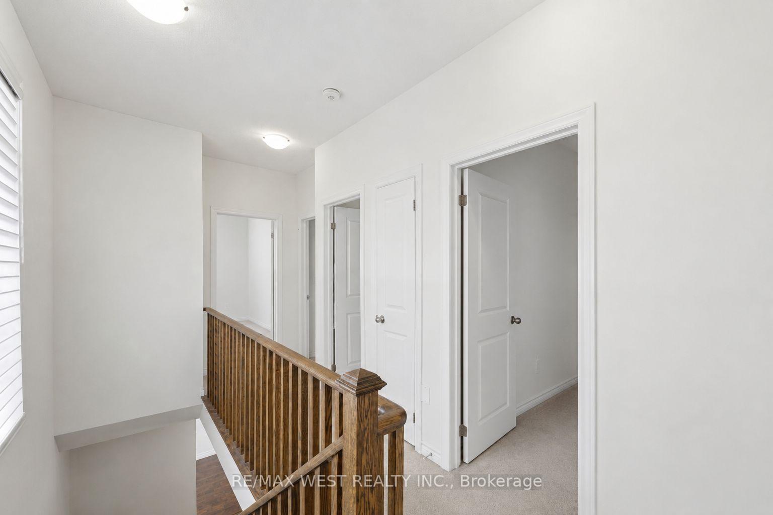 Photo 19 of 55 Holyrood Crescent, Vaughan, Kleinburg — HOMEH