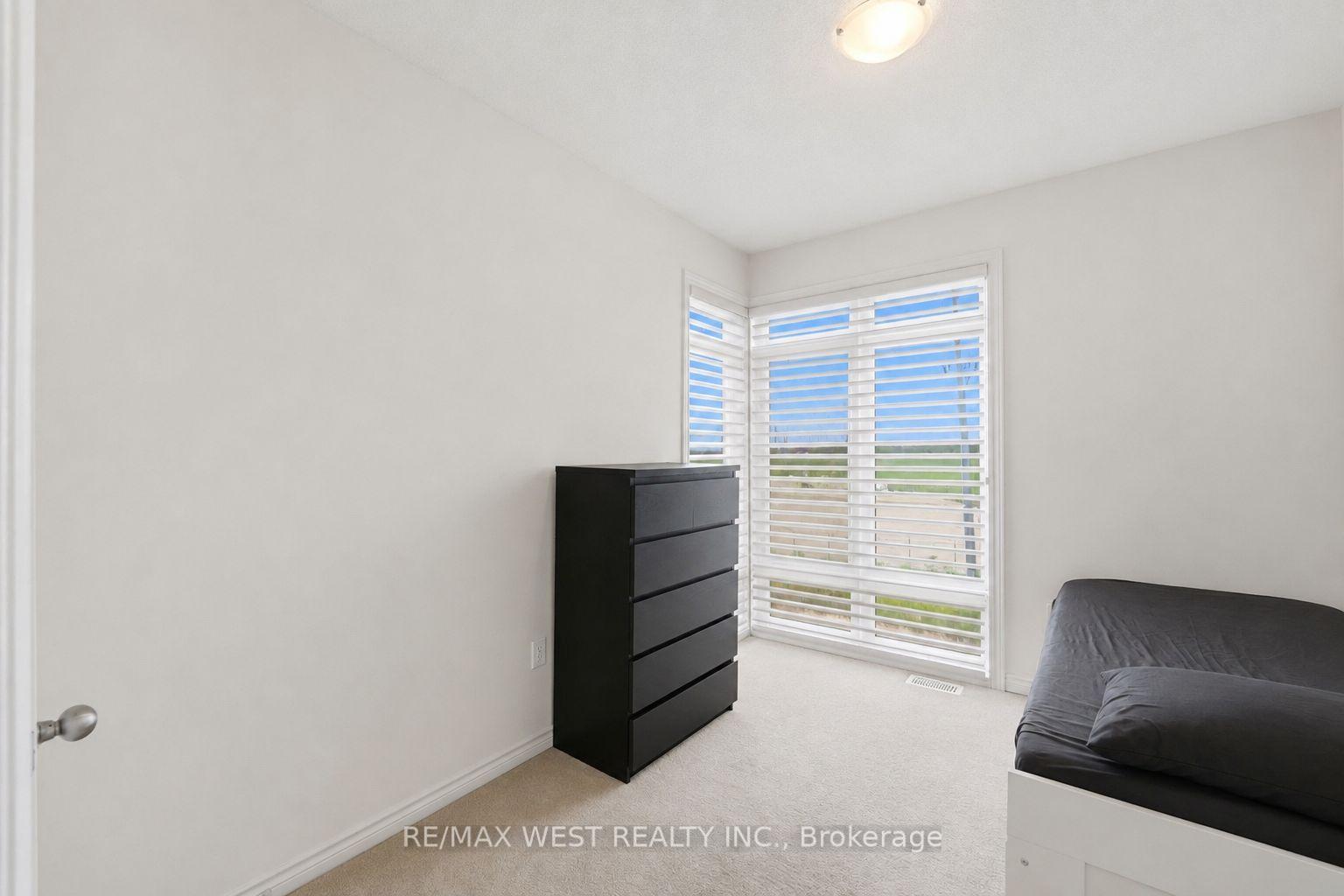 Photo 27 of 55 Holyrood Crescent, Vaughan, Kleinburg — HOMEH