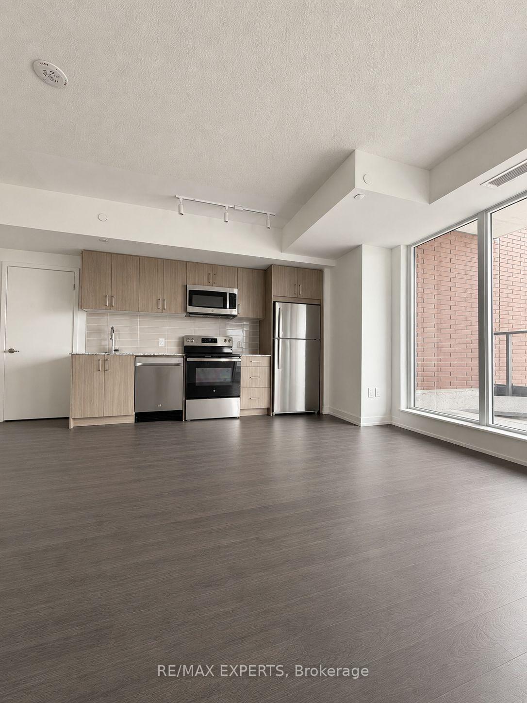 Photo 11 of Unit 921, 4010 Eglinton Avenue W, Etobicoke, Humber Heights — HOMEH