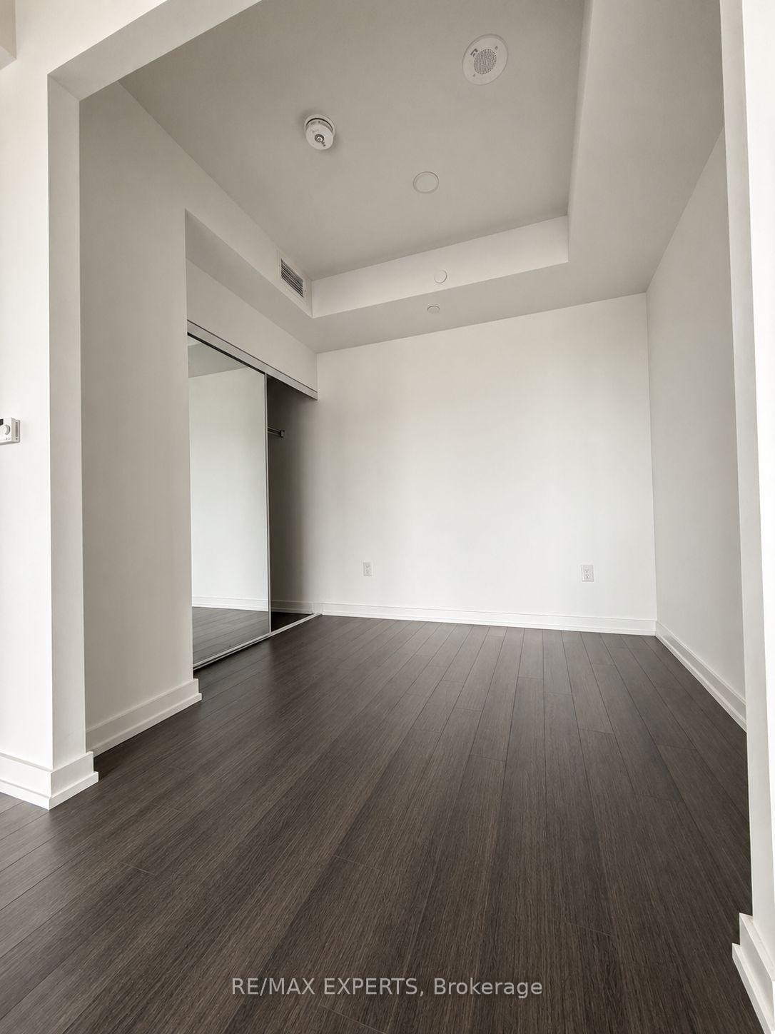 Photo 14 of Unit 921, 4010 Eglinton Avenue W, Etobicoke, Humber Heights — HOMEH
