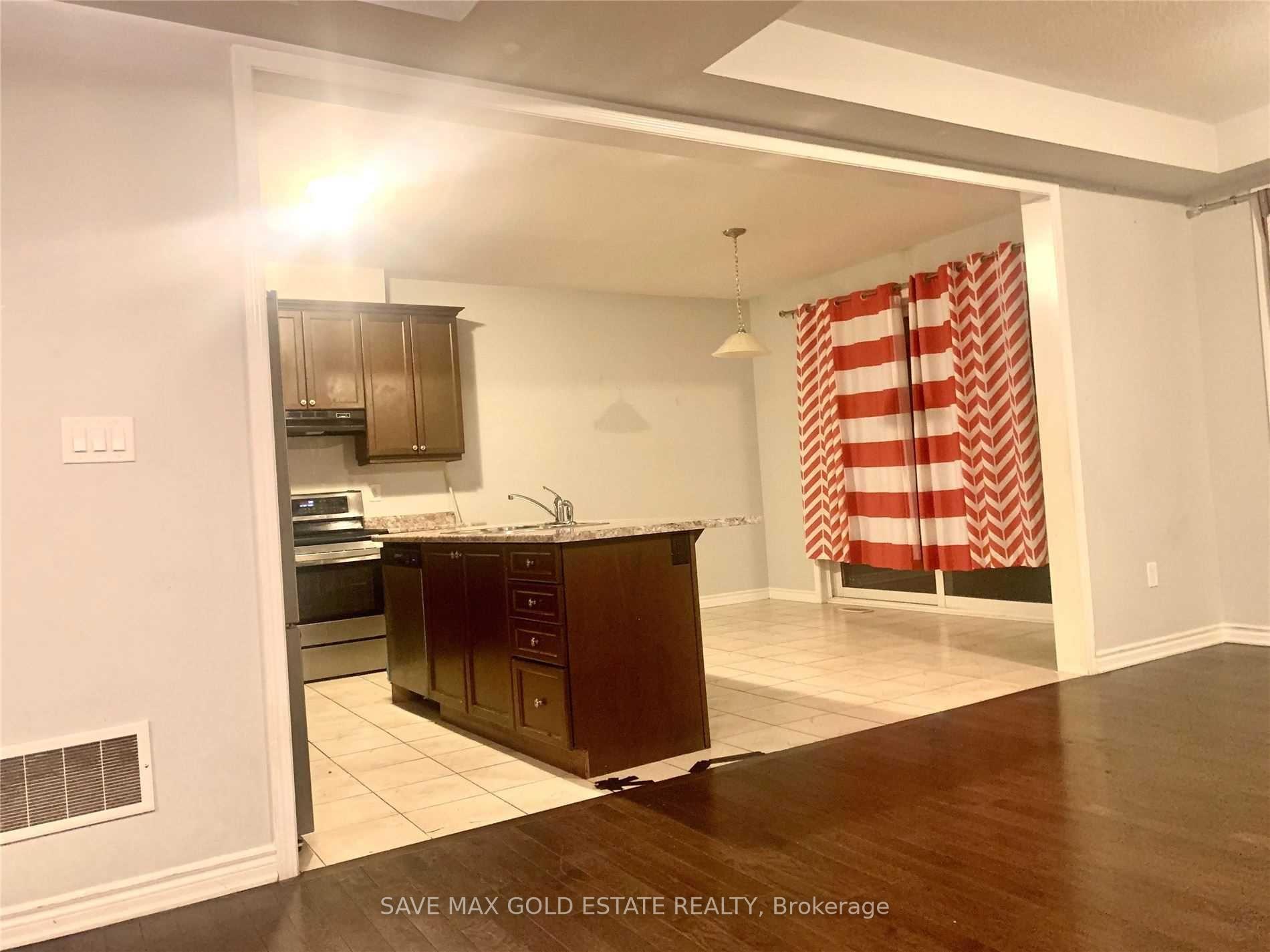 Photo 8 of Unit Upper, 9 Troyer Street, Brampton, Northwest Brampton — HOMEH