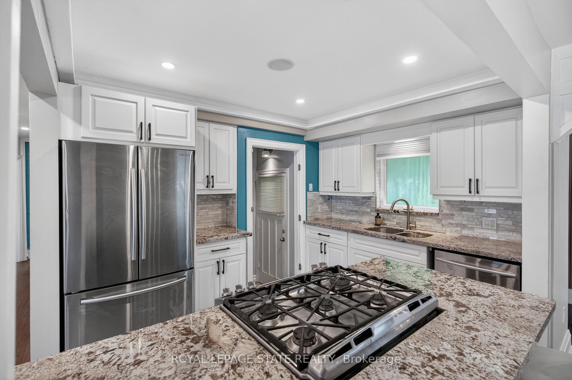 Photo 14 of 33 Kenwood Crescent, Hamilton, Huntington — HOMEH