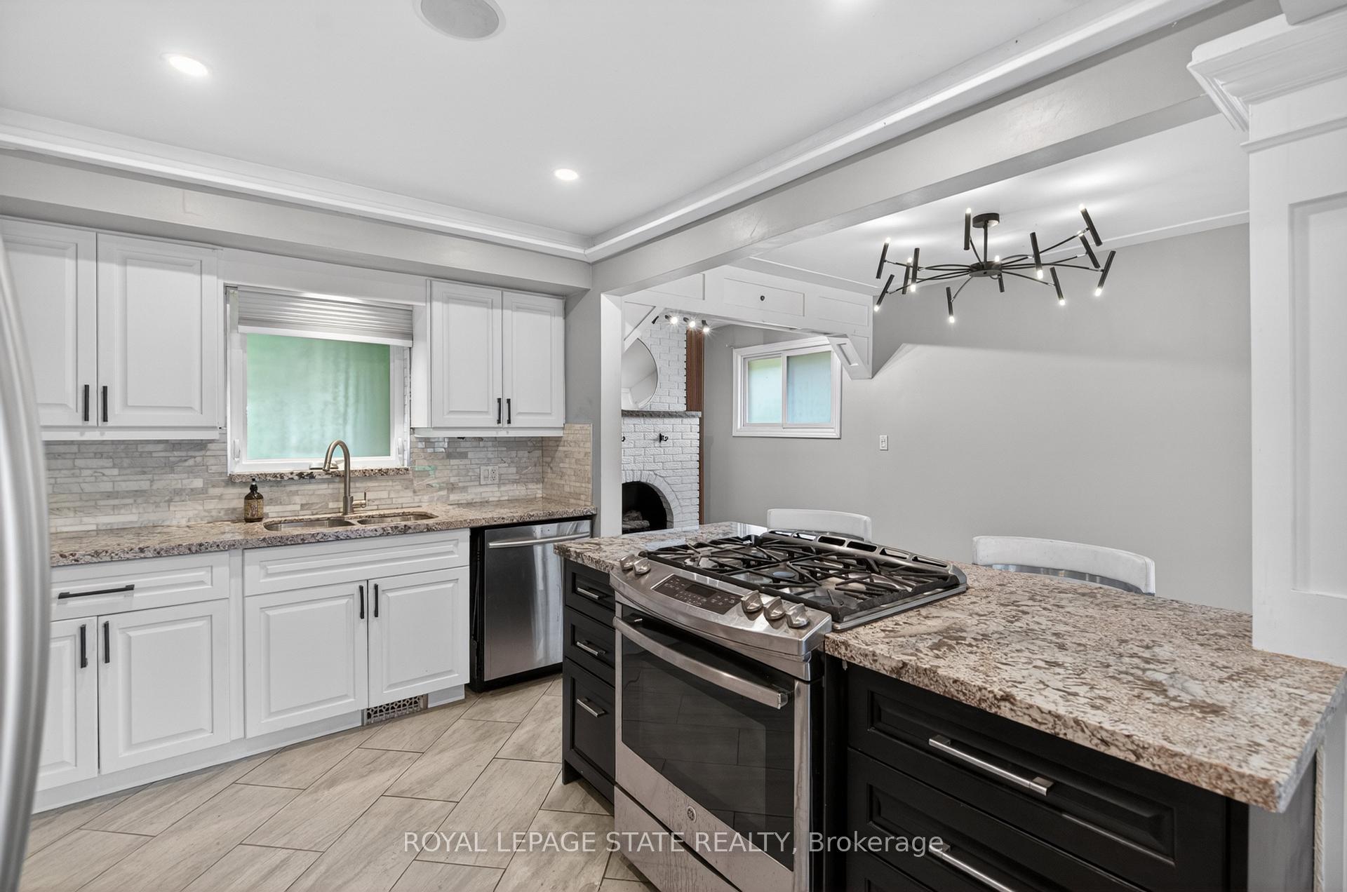 Photo 16 of 33 Kenwood Crescent, Hamilton, Huntington — HOMEH