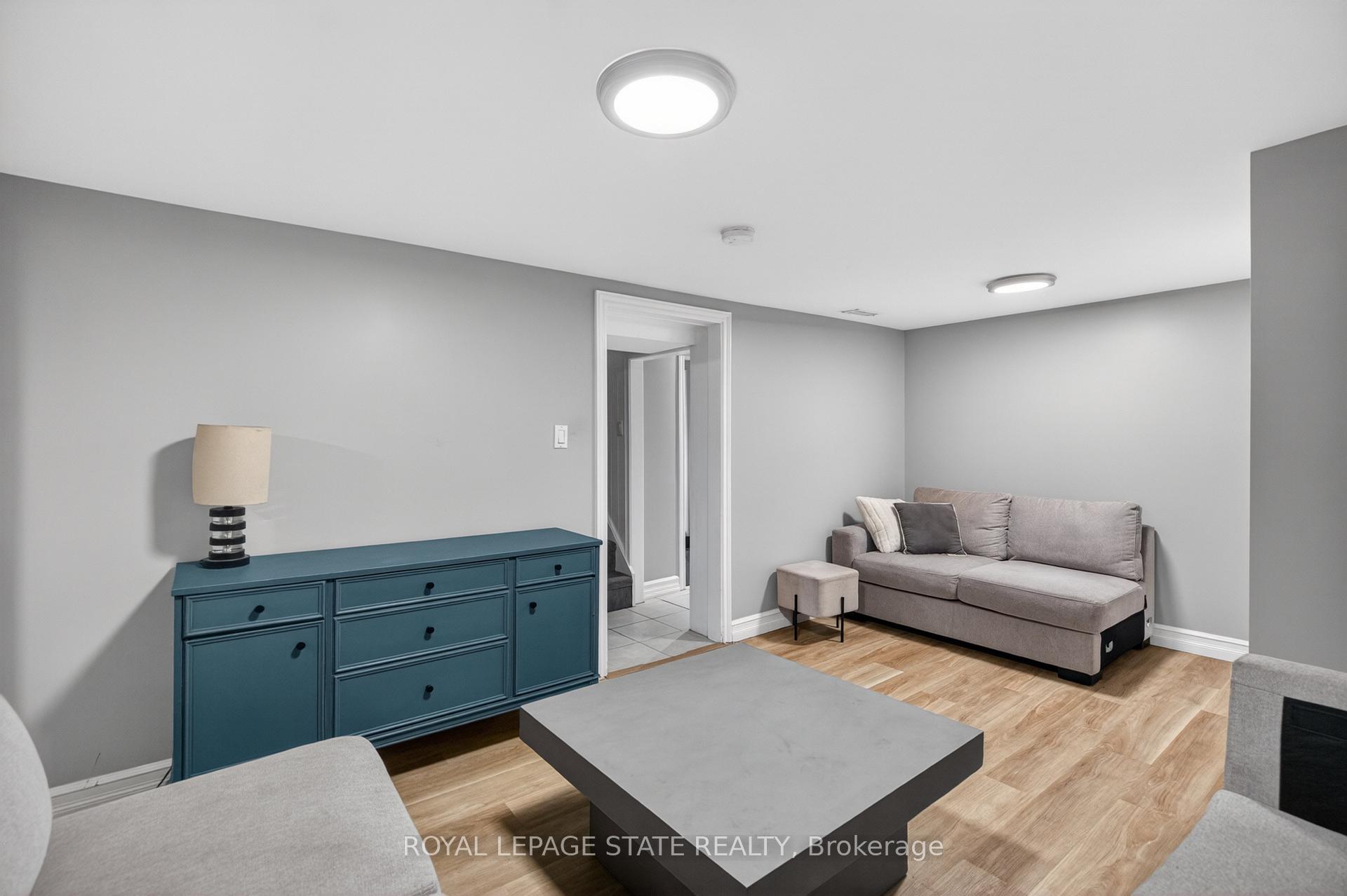 Photo 28 of 33 Kenwood Crescent, Hamilton, Huntington — HOMEH