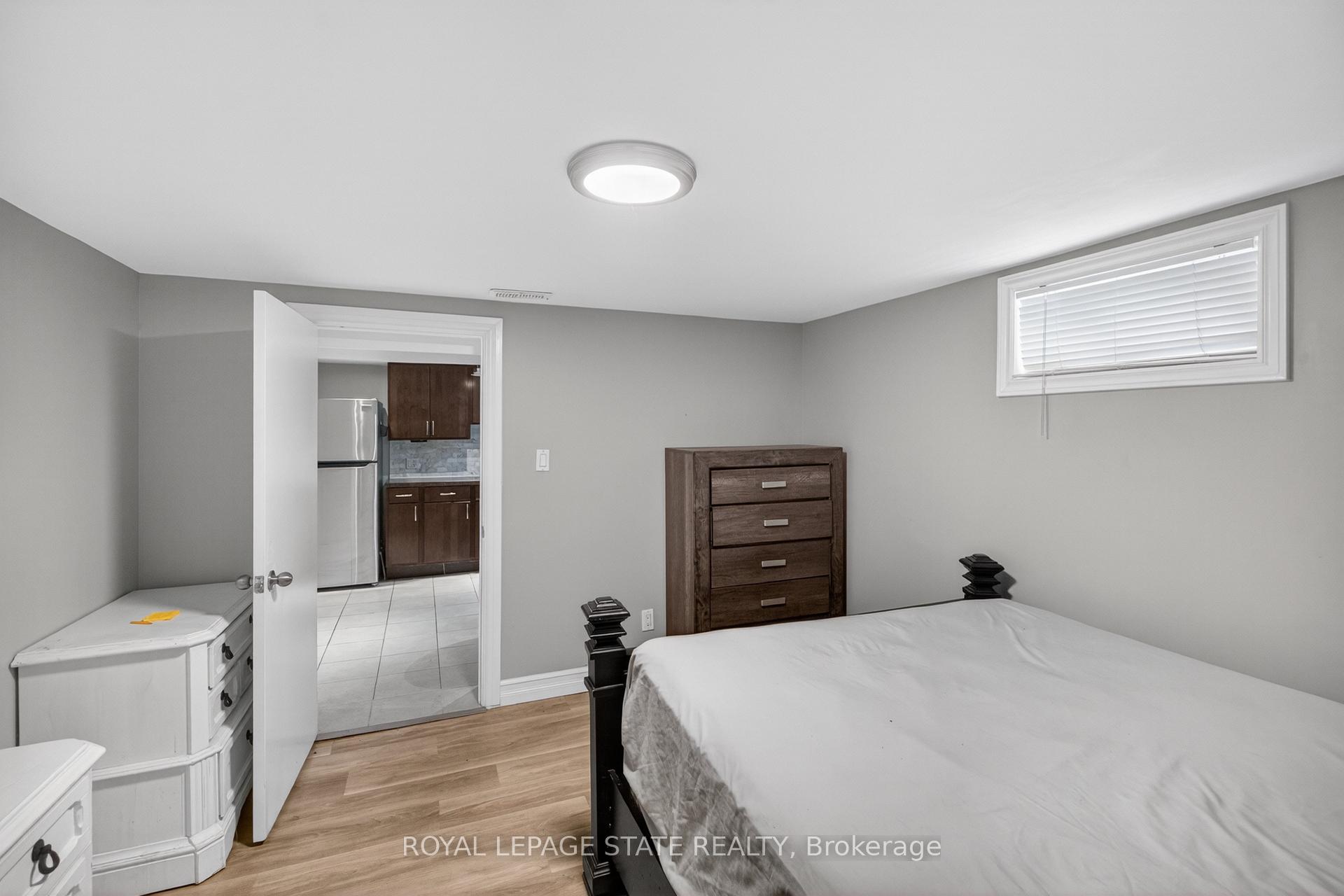 Photo 29 of 33 Kenwood Crescent, Hamilton, Huntington — HOMEH