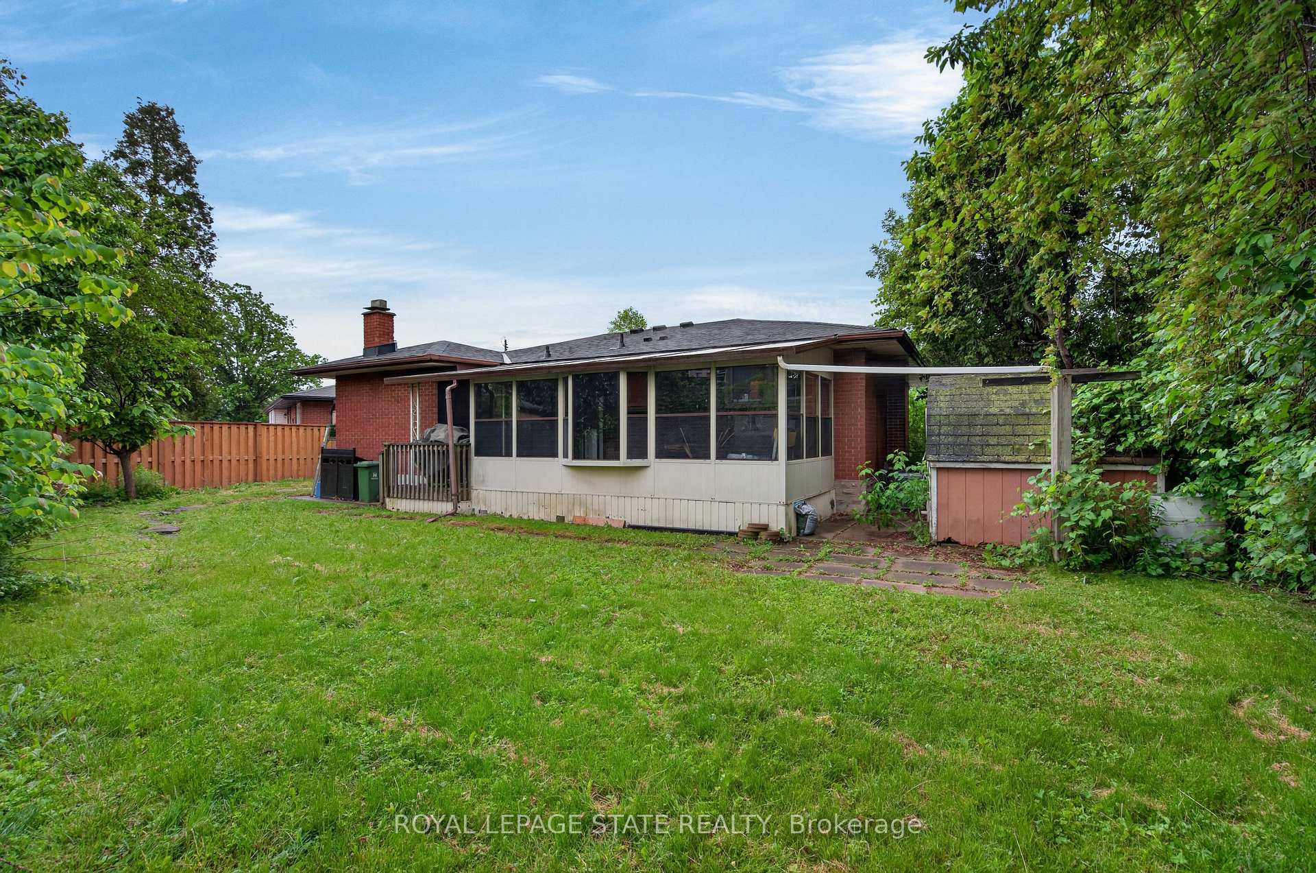 Photo 38 of 33 Kenwood Crescent, Hamilton, Huntington — HOMEH