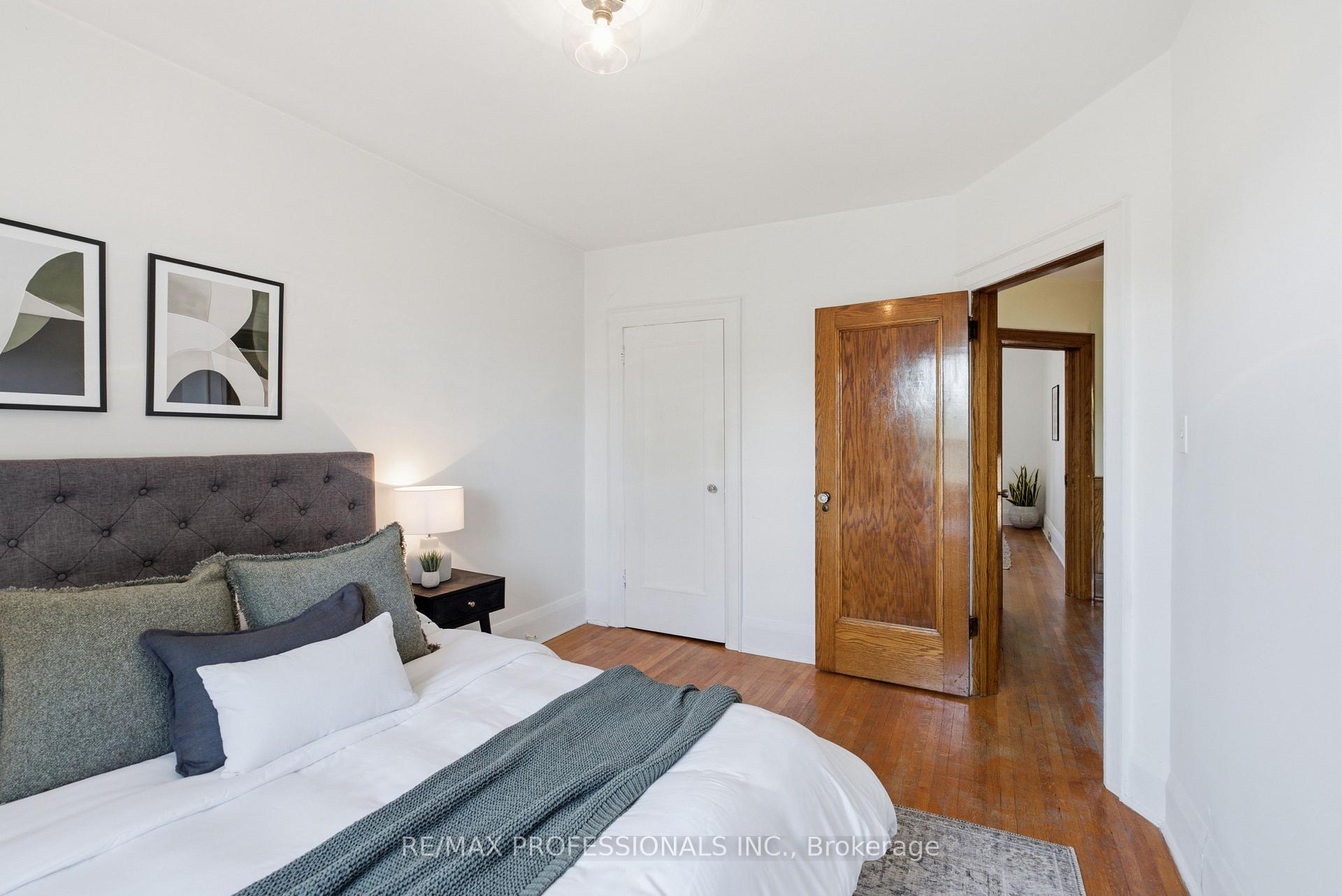 Photo 29 of 45 Glendonwynne Road, Toronto, High Park North — HOMEH