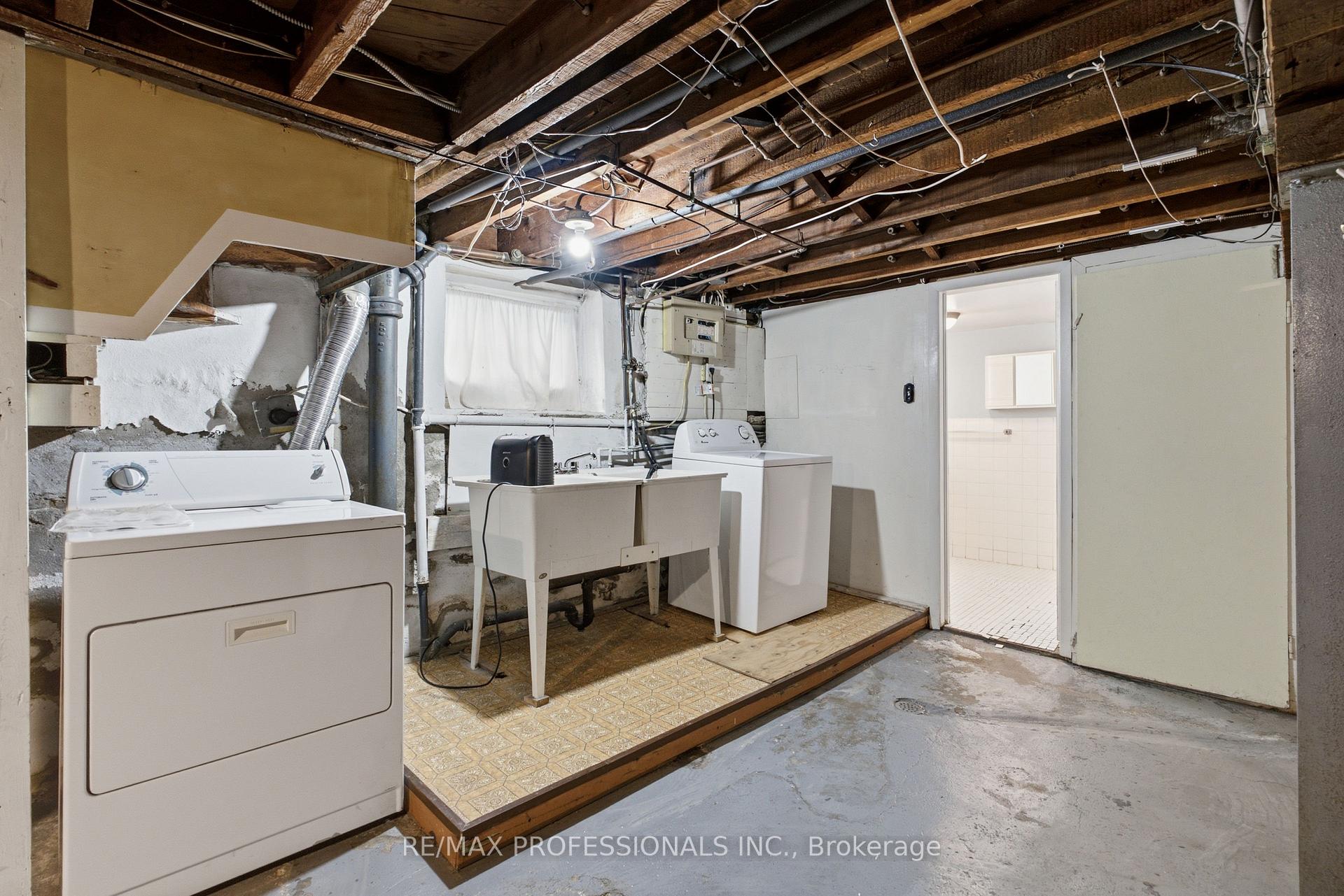 Photo 40 of 45 Glendonwynne Road, Toronto, High Park North — HOMEH