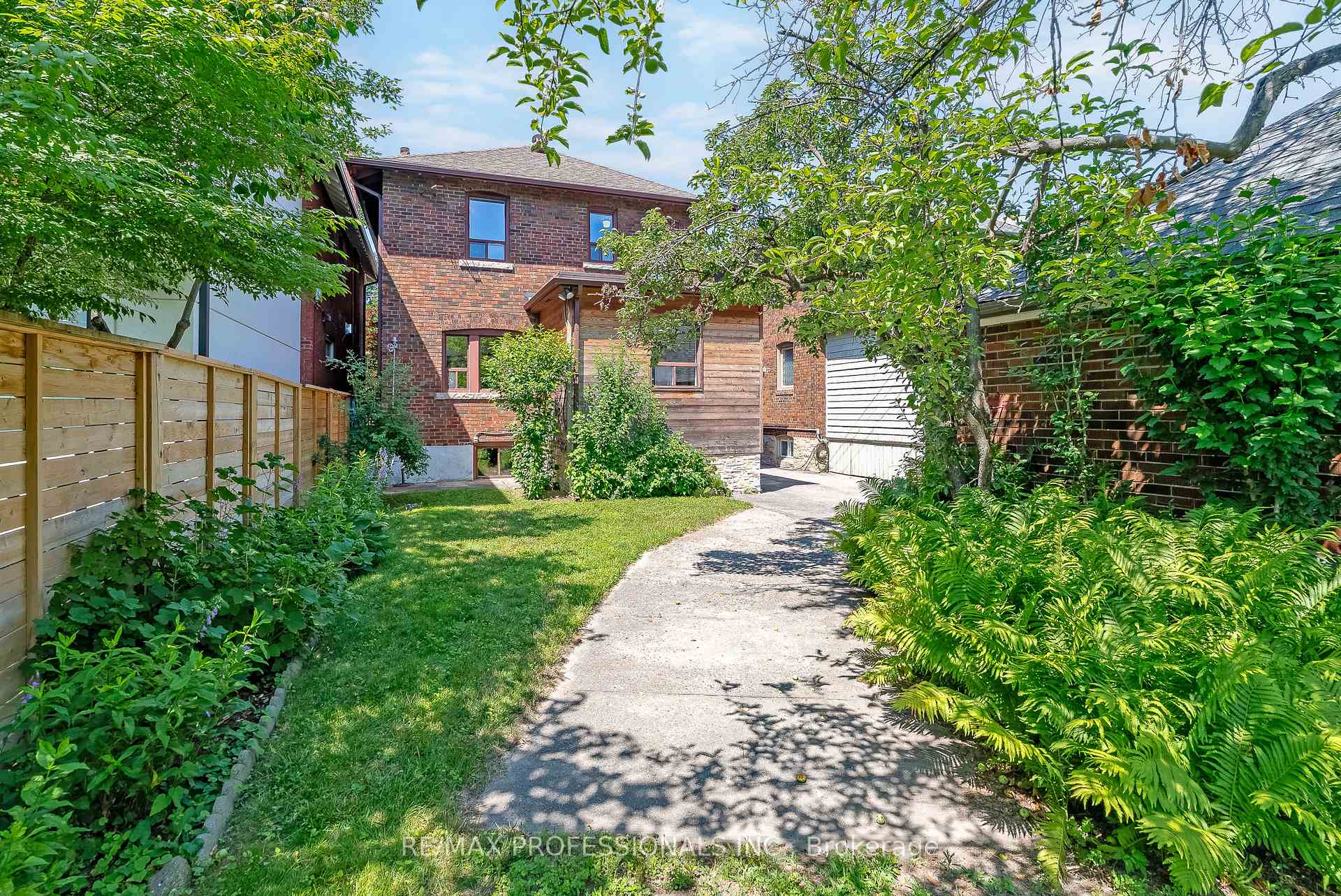 Photo 48 of 45 Glendonwynne Road, Toronto, High Park North — HOMEH