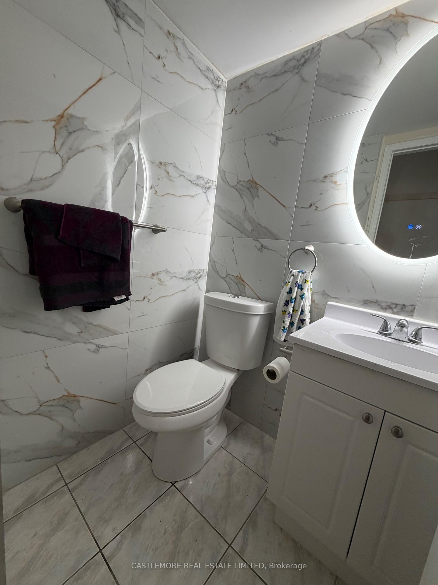 Photo 8 of 127 Brisdale Drive, Brampton, Fletcher's Meadow — HOMEH
