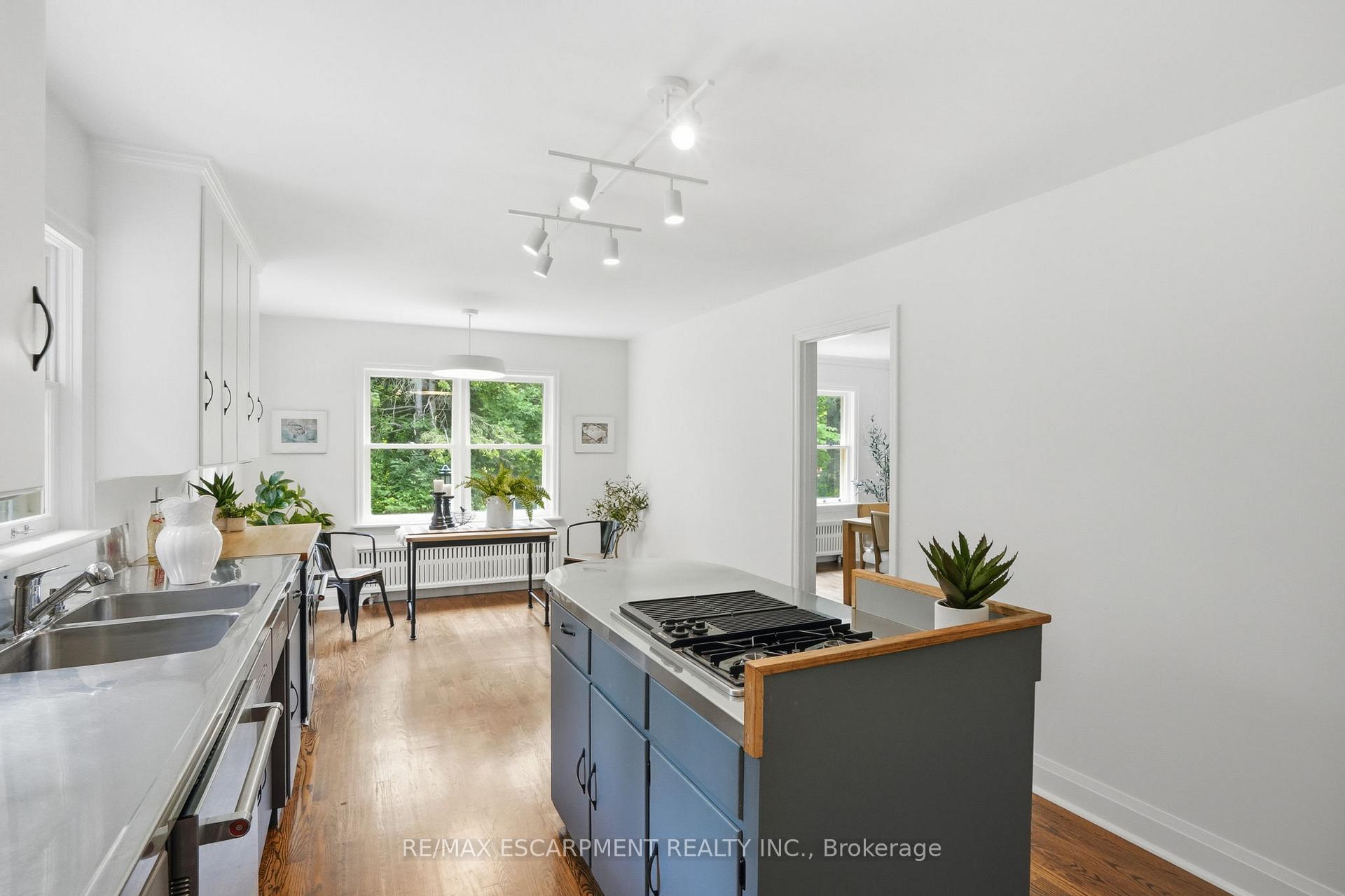 Photo 14 of 326 Old Brock Road, Hamilton, Greensville — HOMEH