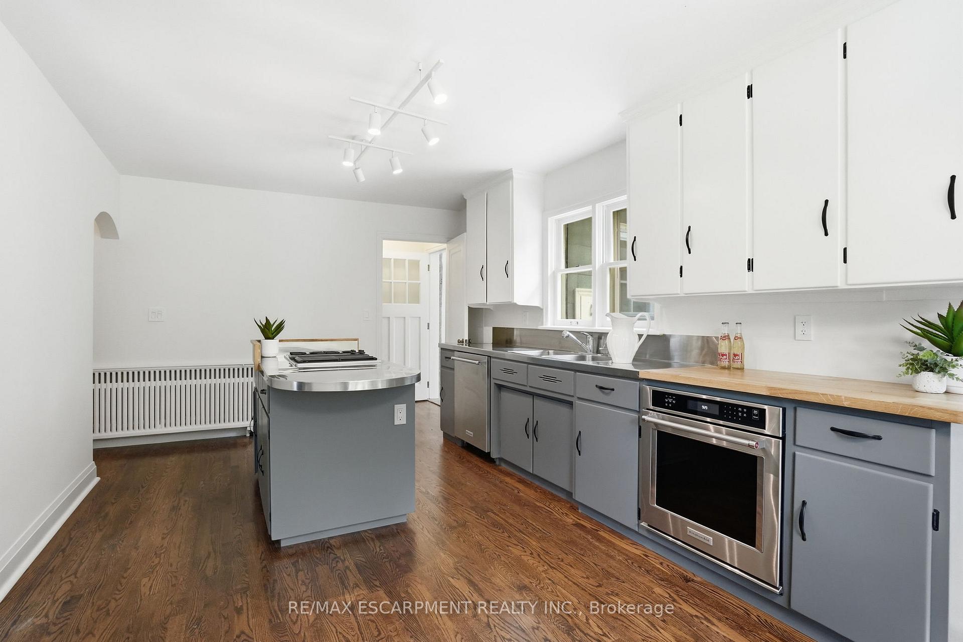 Photo 17 of 326 Old Brock Road, Hamilton, Greensville — HOMEH