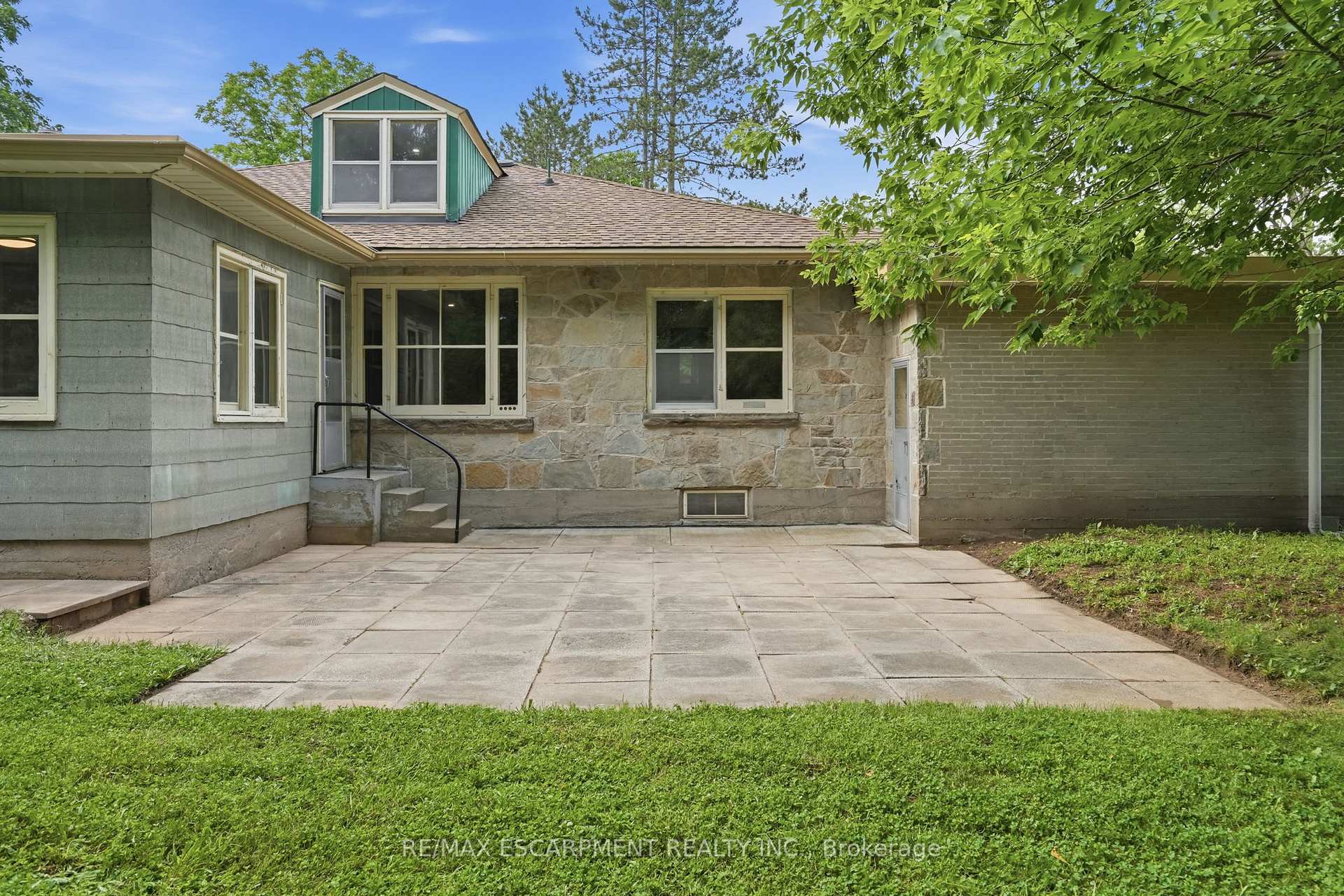 Photo 37 of 326 Old Brock Road, Hamilton, Greensville — HOMEH