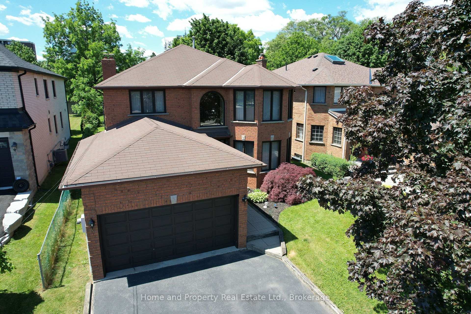 Photo 3 of 2560 Rugby Road, Mississauga, Cooksville — HOMEH