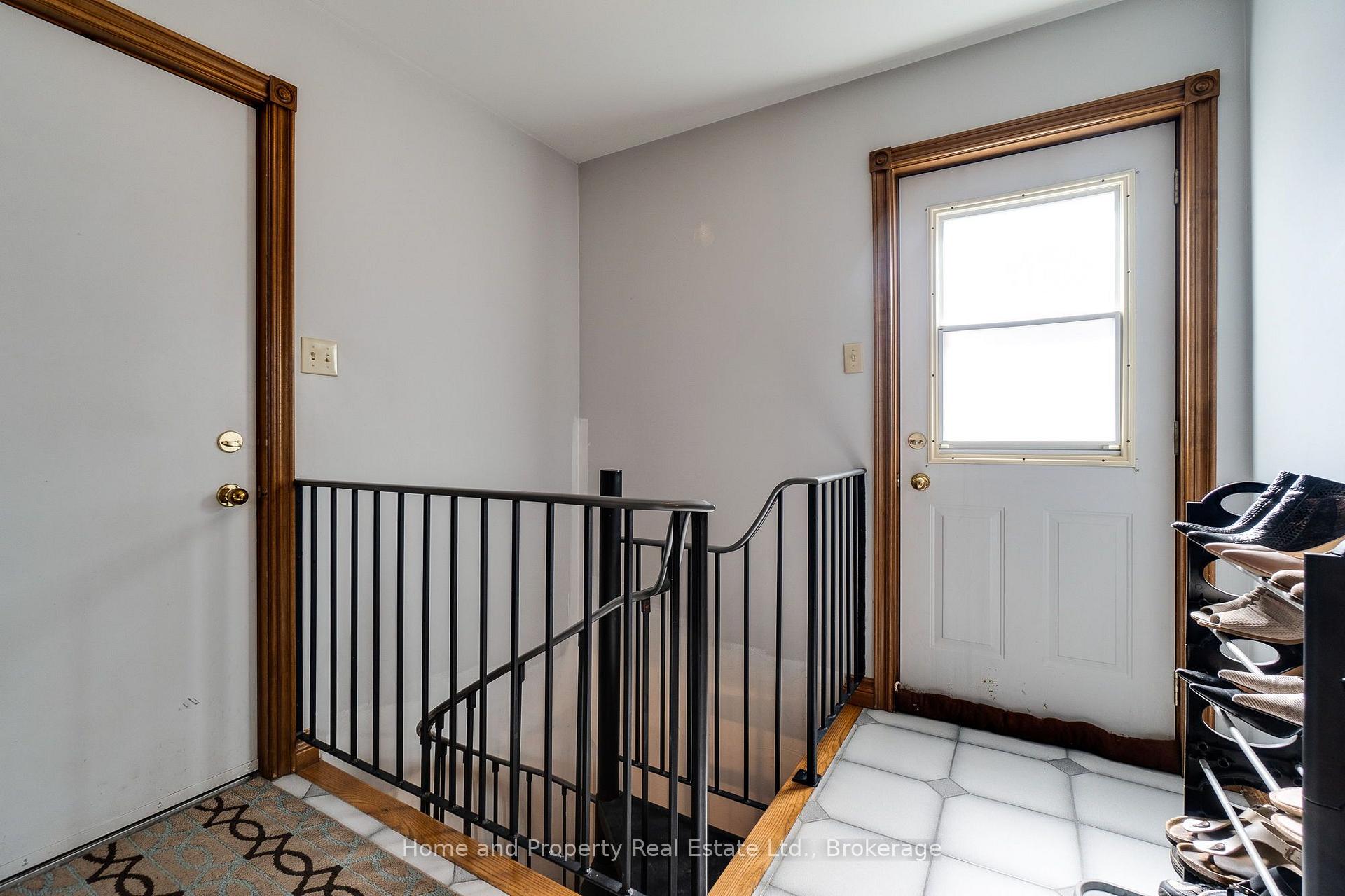 Photo 12 of 2560 Rugby Road, Mississauga, Cooksville — HOMEH