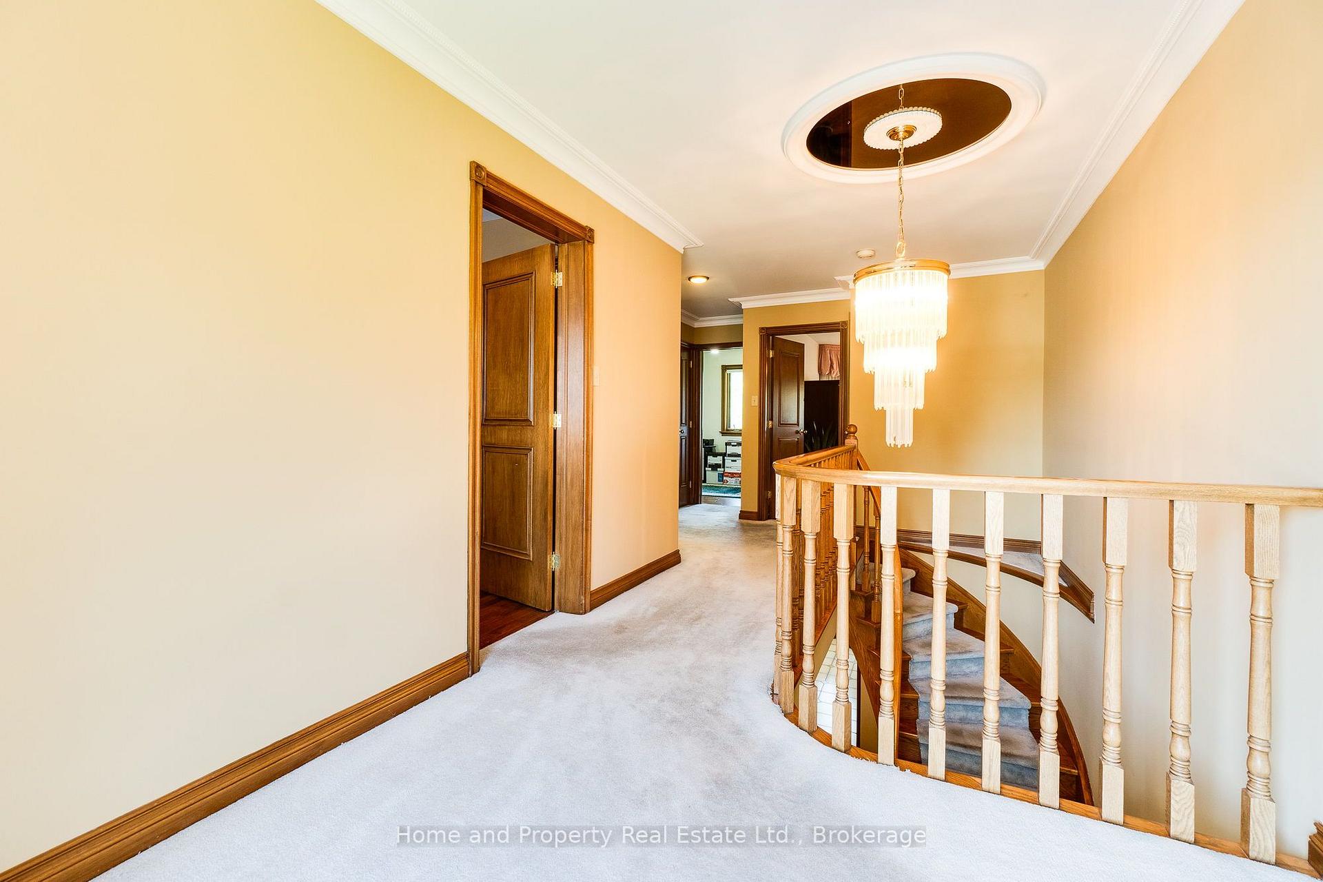 Photo 15 of 2560 Rugby Road, Mississauga, Cooksville — HOMEH