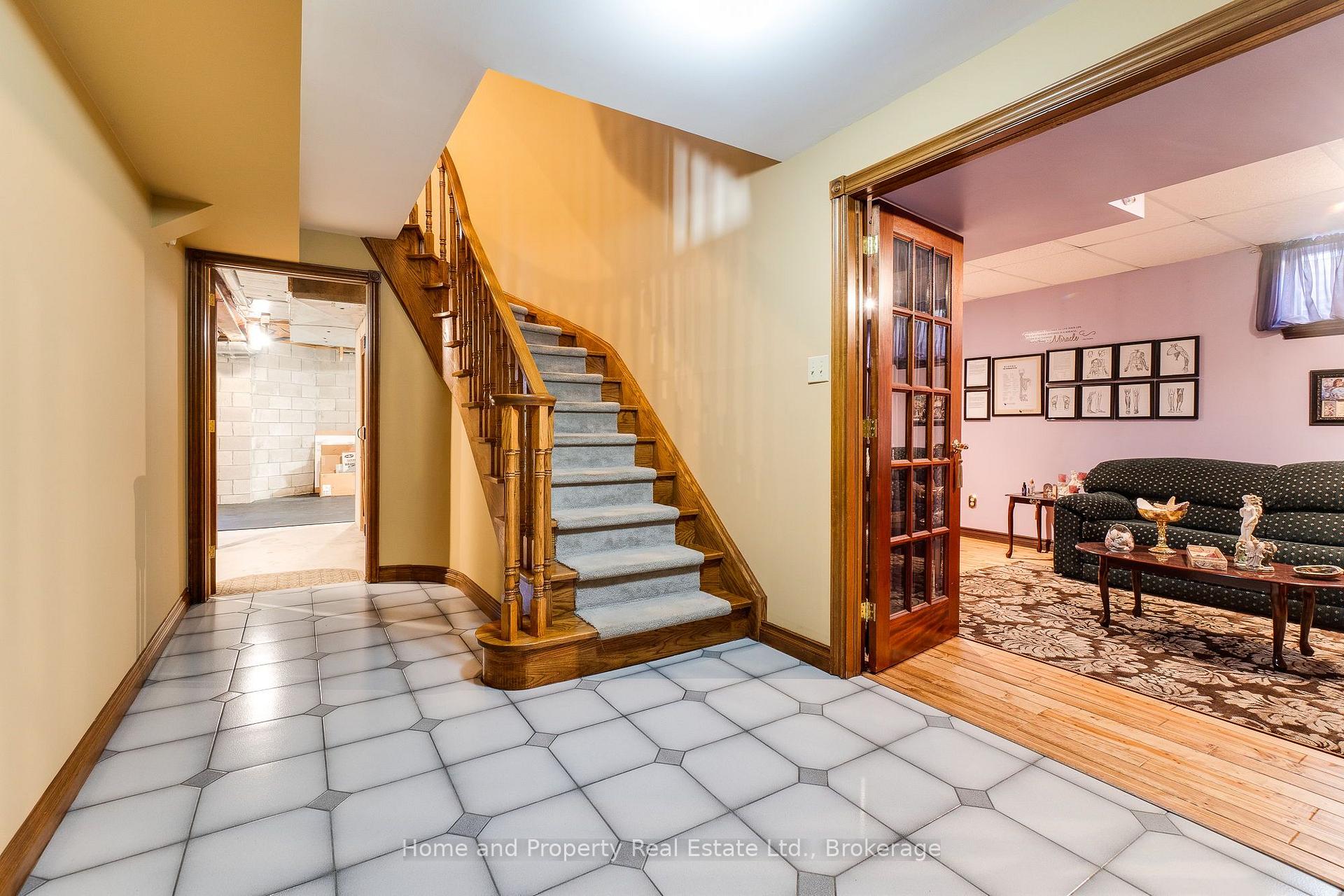 Photo 21 of 2560 Rugby Road, Mississauga, Cooksville — HOMEH