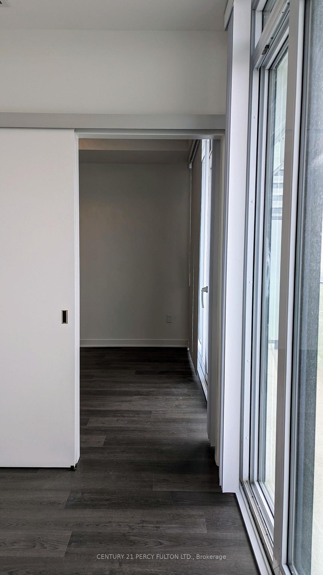 Photo 7 of Unit 3008, 3900 Confederation Parkway, Mississauga, City Centre — HOMEH