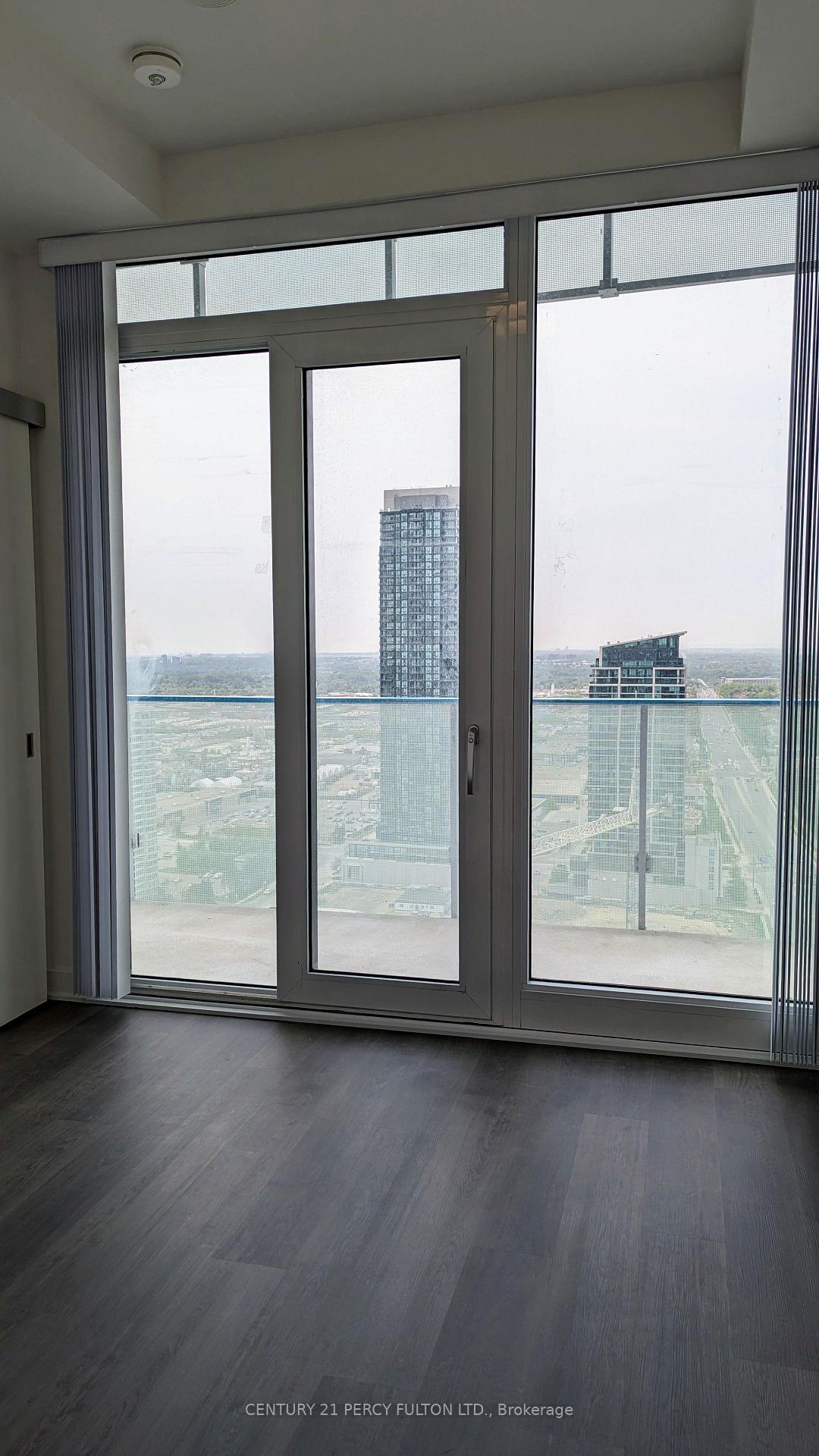 Photo 11 of Unit 3008, 3900 Confederation Parkway, Mississauga, City Centre — HOMEH