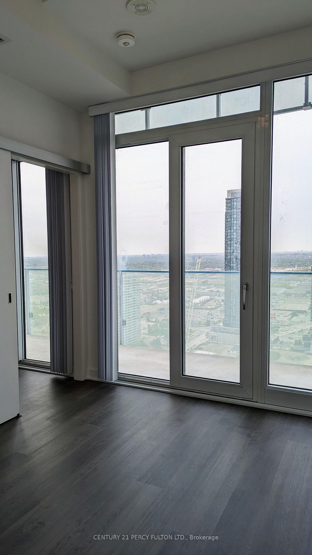 Photo 12 of Unit 3008, 3900 Confederation Parkway, Mississauga, City Centre — HOMEH
