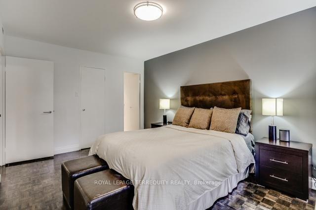 Photo 14 of Unit 405, 235 St Clair Avenue W, Toronto, Casa Loma — HOMEH
