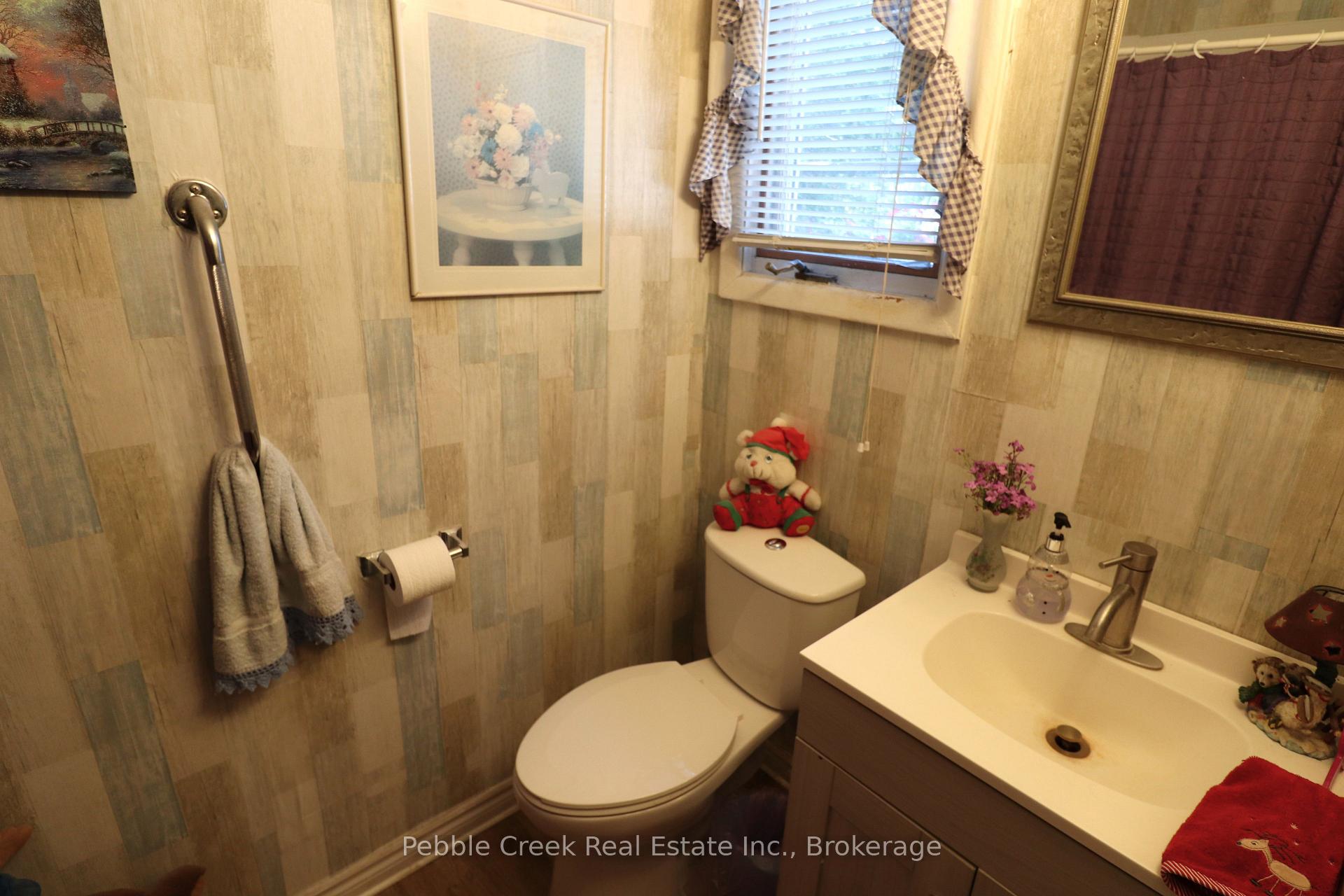 Photo 11 of 1 Maitland Avenue, Central Huron, Goderich — HOMEH