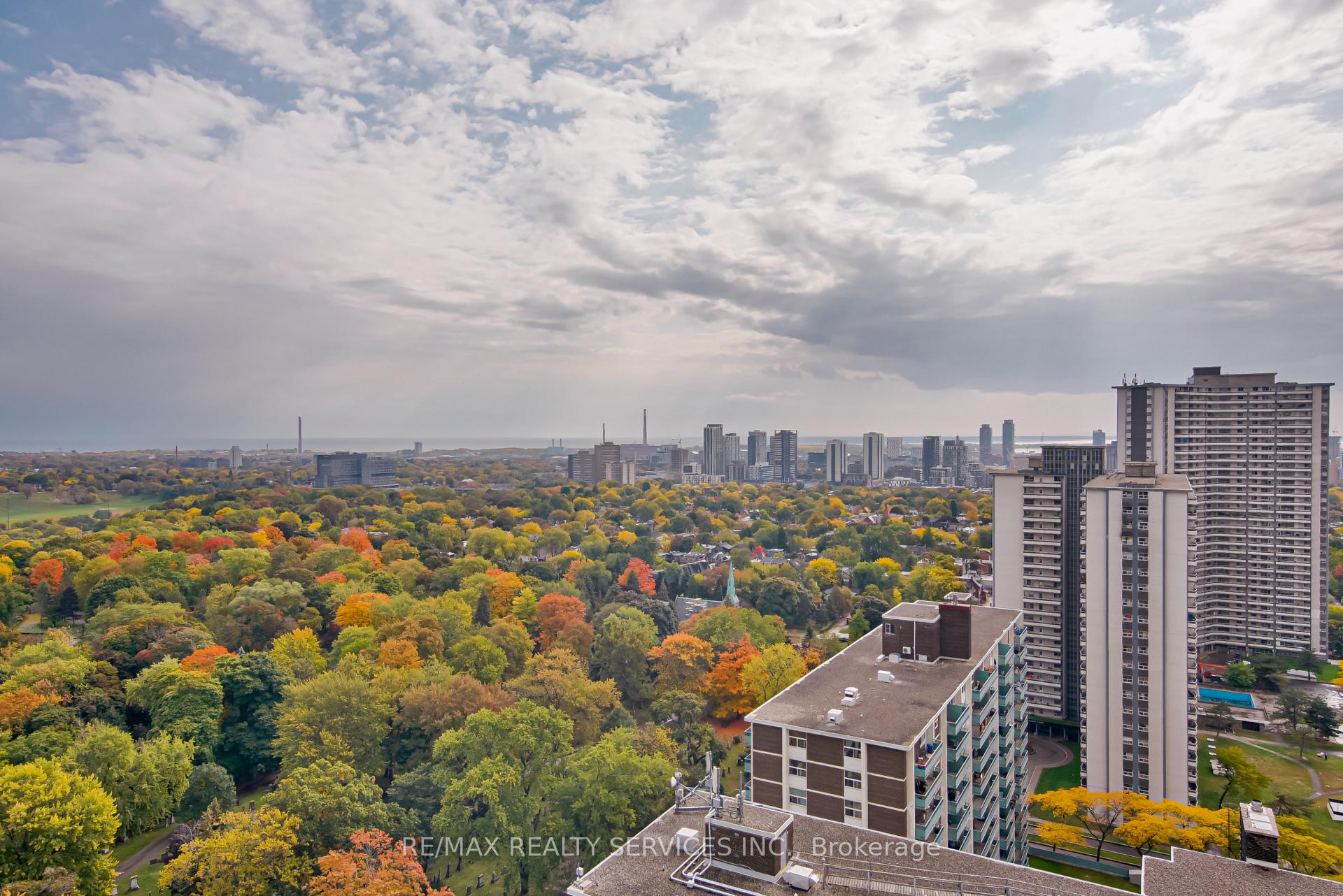 Photo 24 of Unit 2321, 585 Bloor Street E, Toronto, North St. James Town — HOMEH