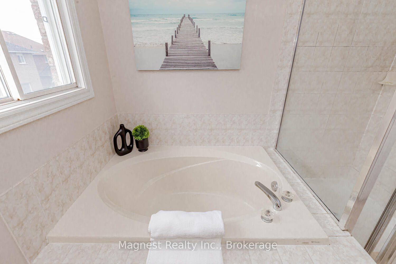 Photo 35 of Unit Upper, 223 Montebello Avenue, Vaughan, Sonoma Heights — HOMEH