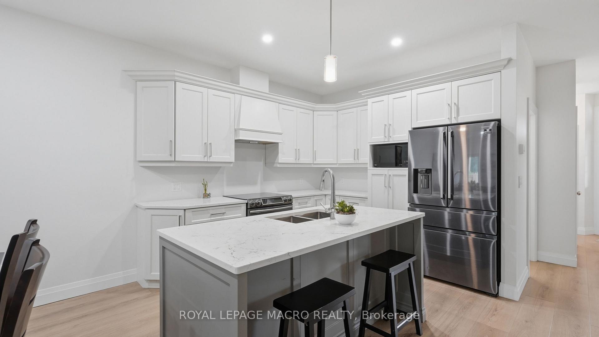 Photo 6 of 1055 Bay Street, Norfolk, Port Rowan — HOMEH