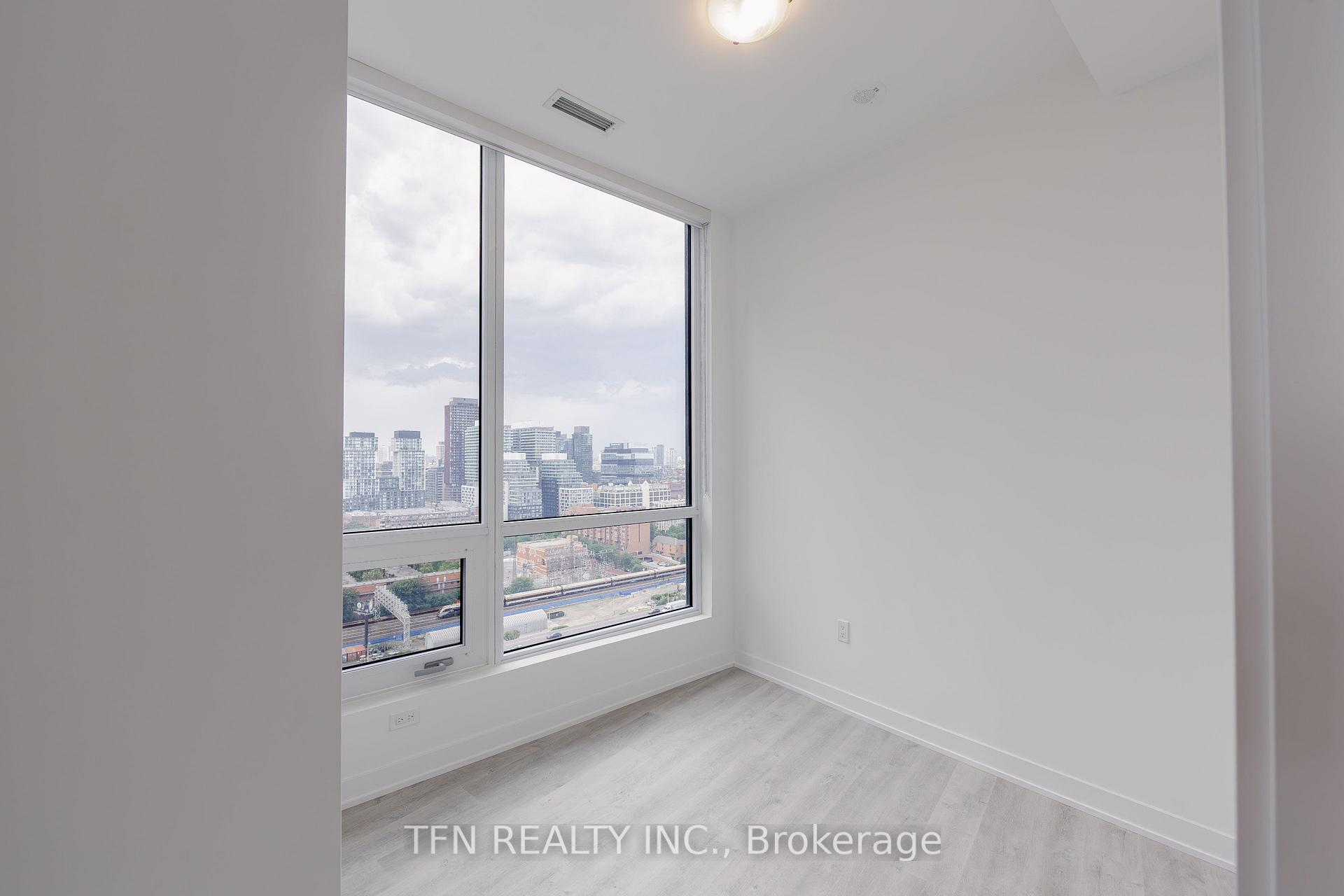 Photo 19 of Unit 2116, 15 Richardson Street, Toronto, Waterfront Communities — HOMEH