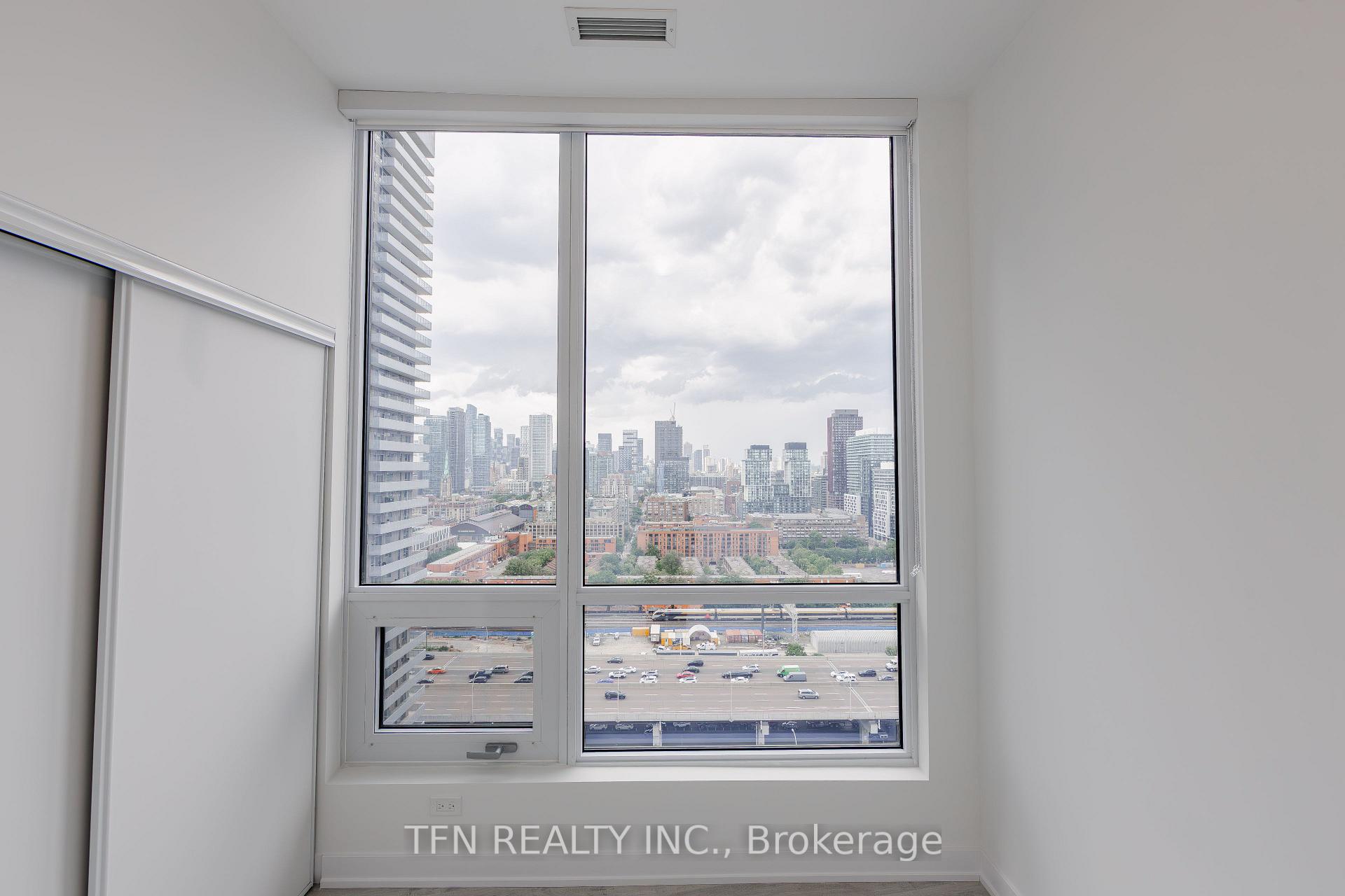 Photo 20 of Unit 2116, 15 Richardson Street, Toronto, Waterfront Communities — HOMEH