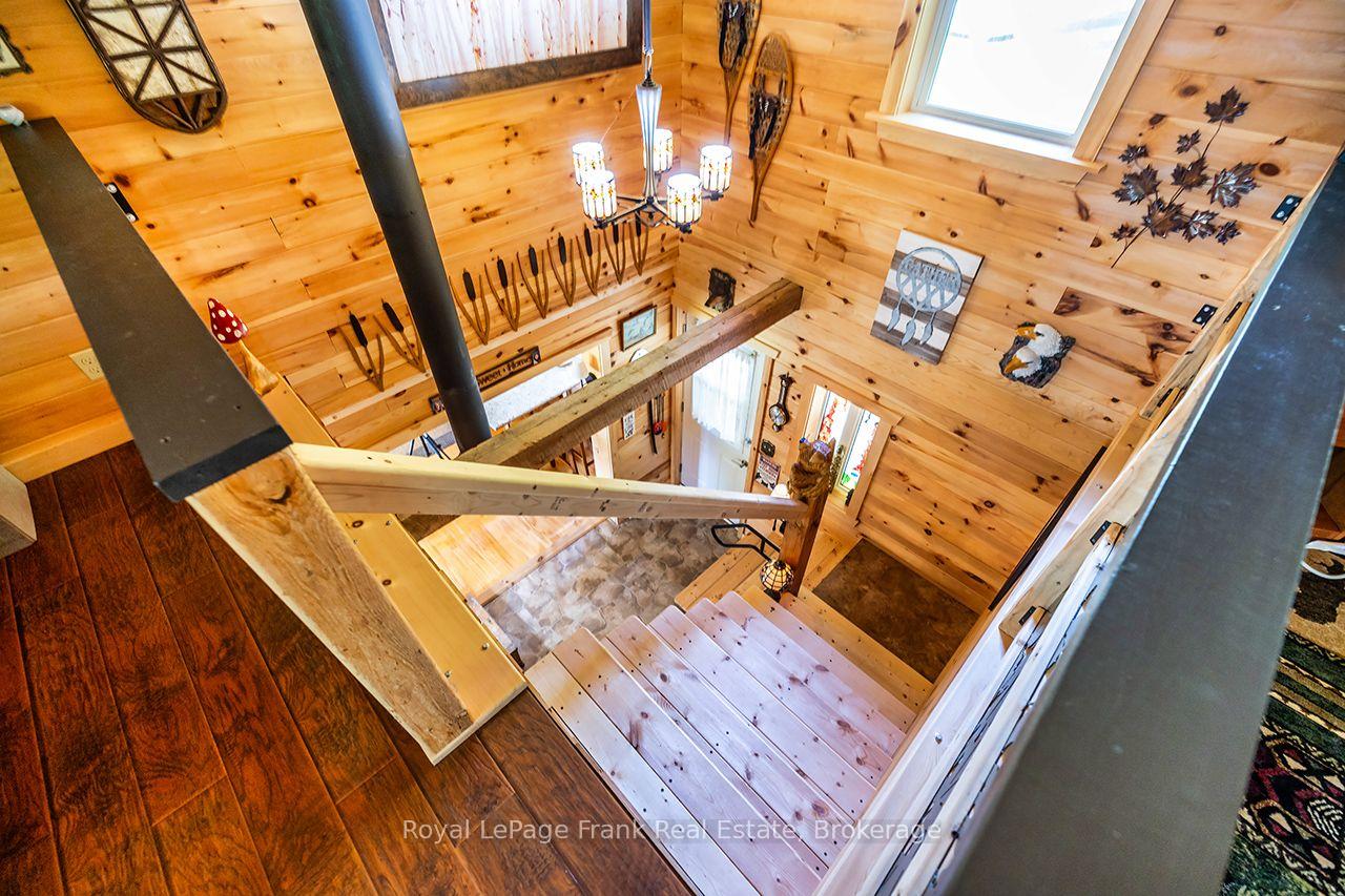 Photo 15 of 1014 Riding Trail, Minden Hills, Lutterworth — HOMEH