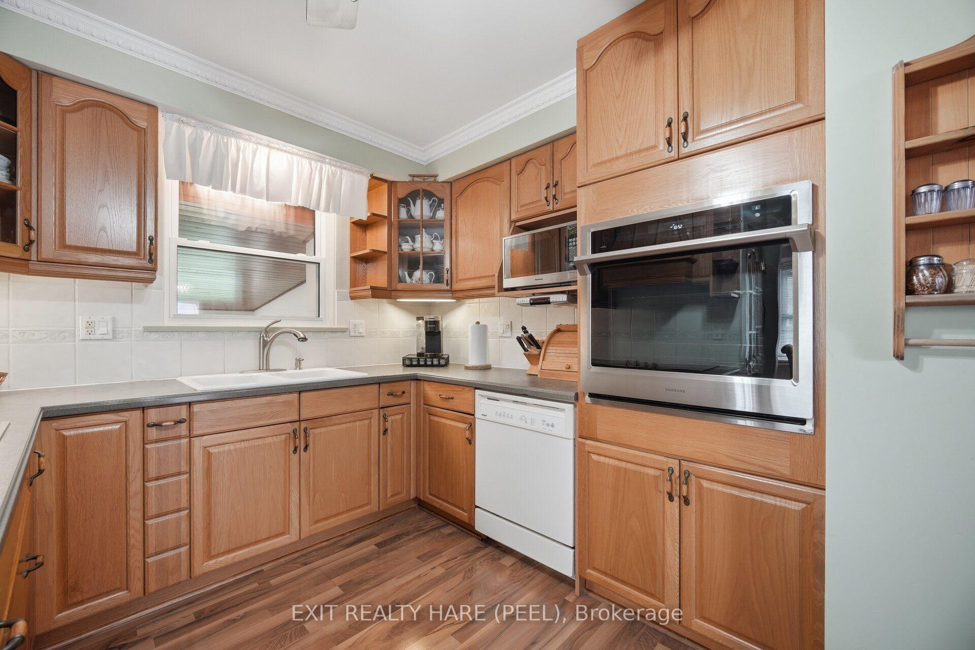 Photo 16 of 23 Kimbark Drive, Brampton, Northwood Park — HOMEH