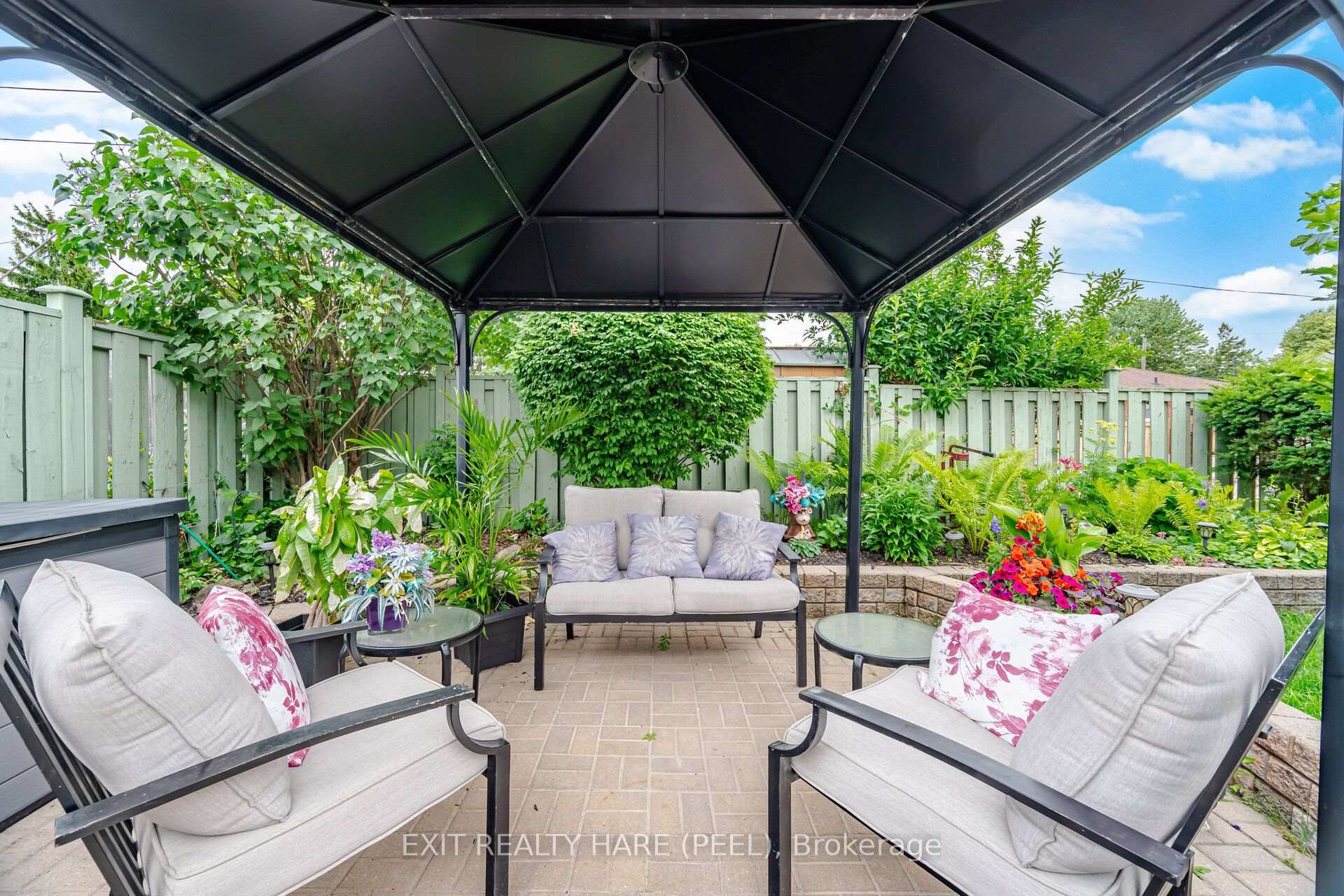 Photo 38 of 23 Kimbark Drive, Brampton, Northwood Park — HOMEH