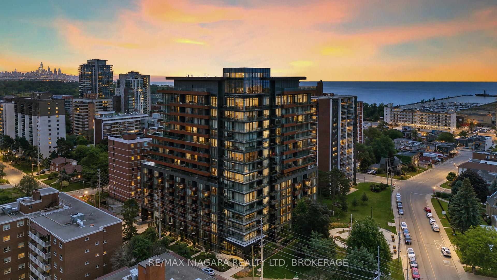 Photo of Unit 717, 21 Park Street E