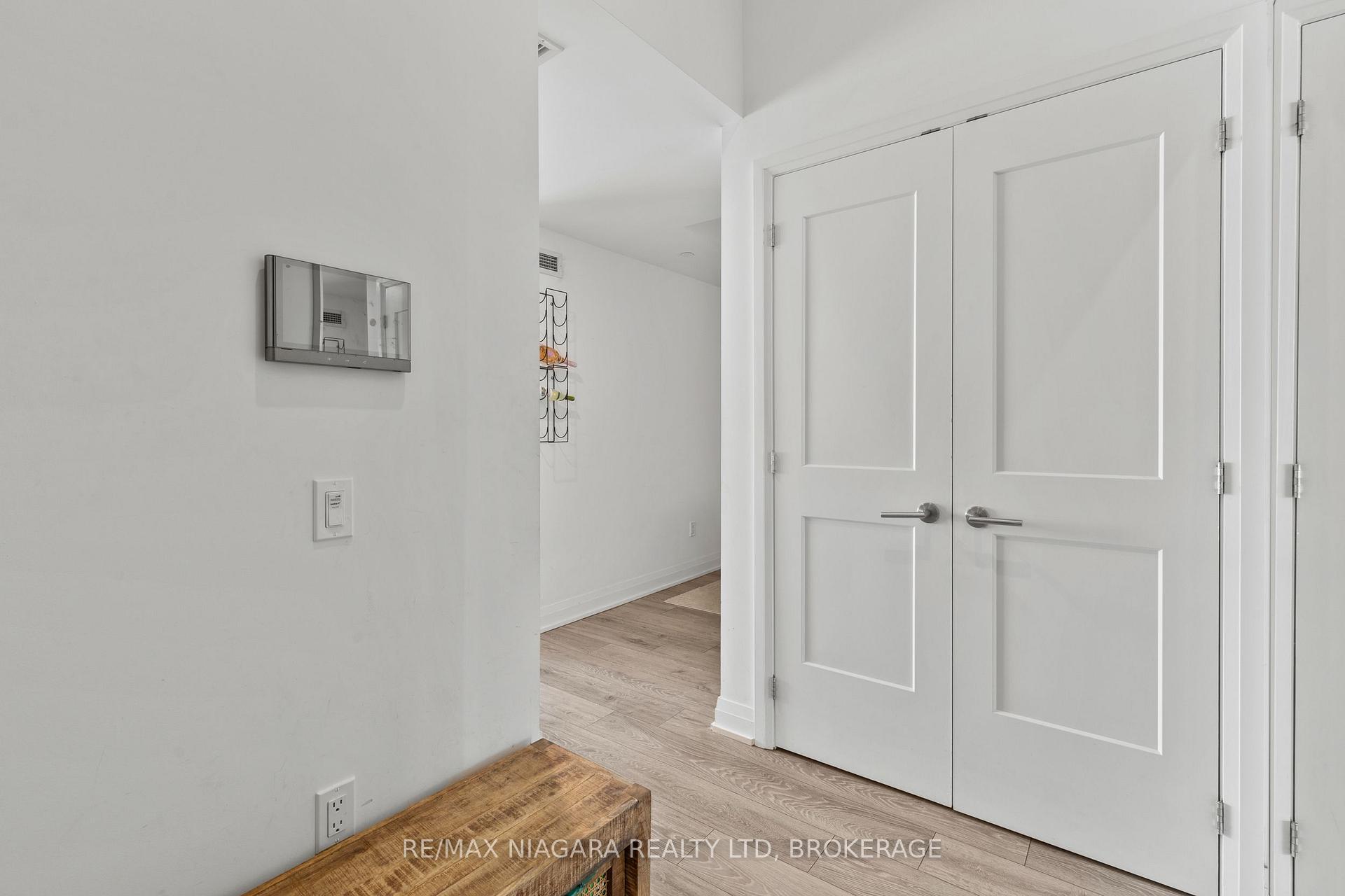 Photo 21 of Unit 717, 21 Park Street E, Mississauga, Port Credit — HOMEH