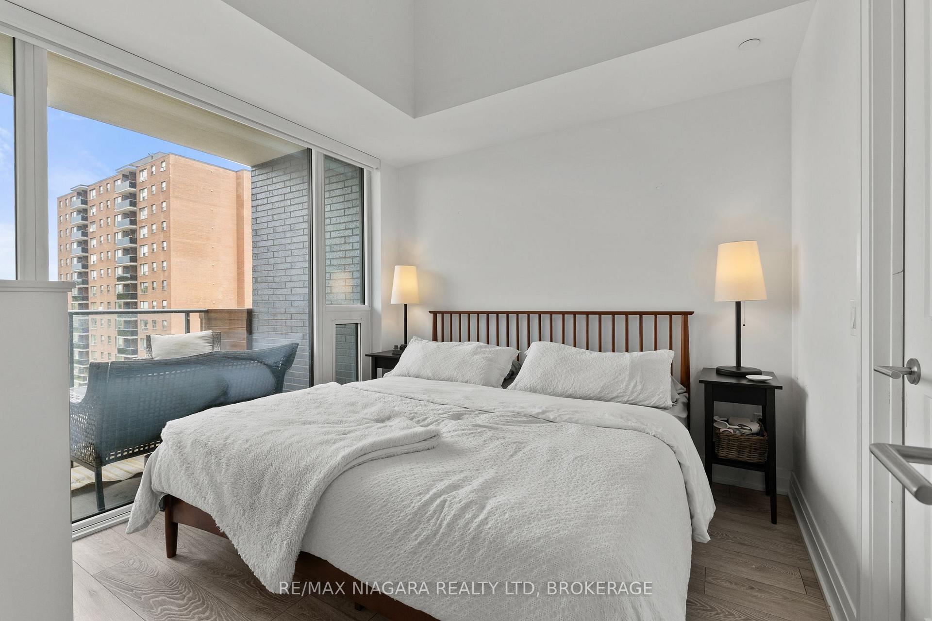 Photo 22 of Unit 717, 21 Park Street E, Mississauga, Port Credit — HOMEH