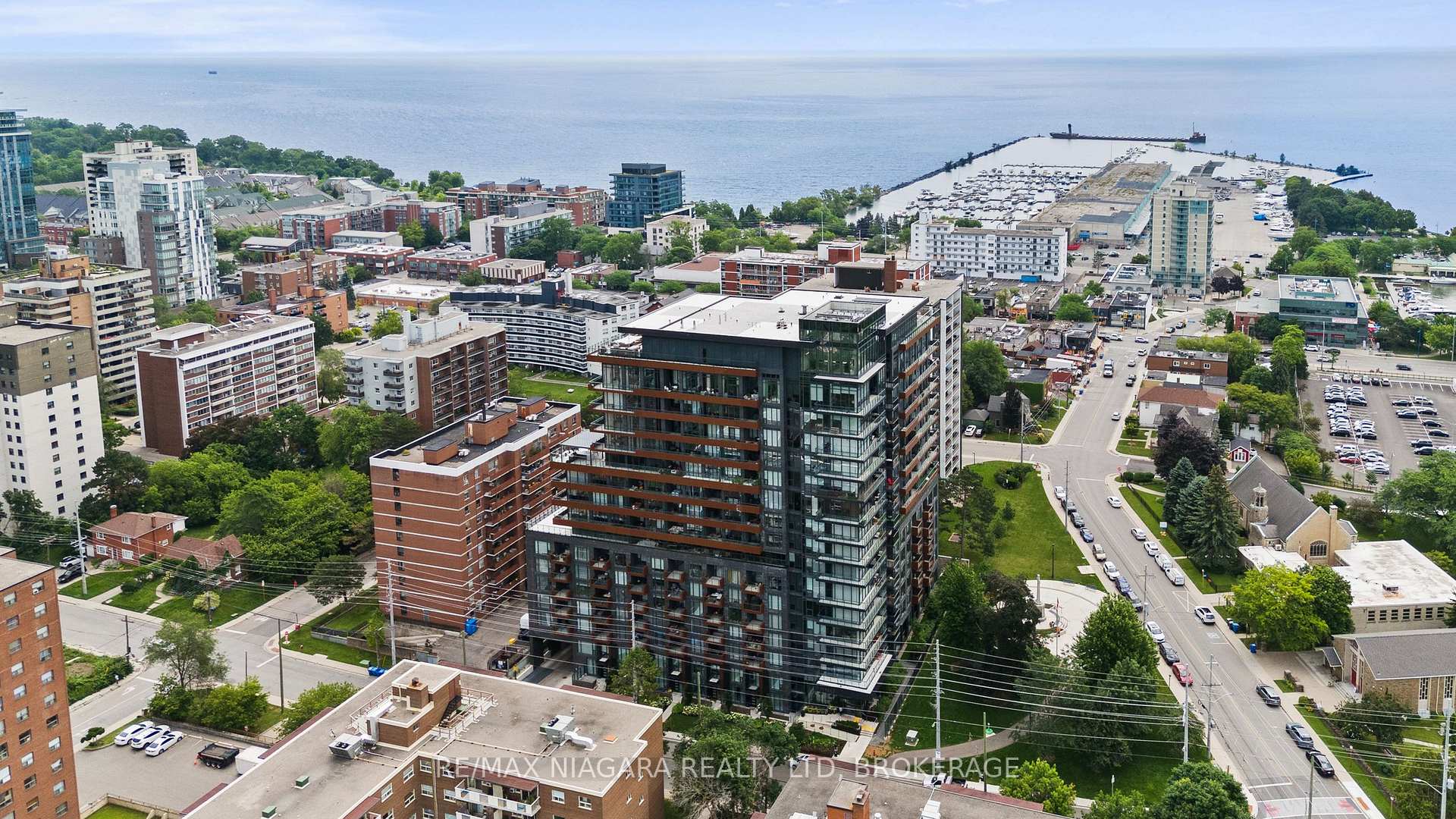 Photo 41 of Unit 717, 21 Park Street E, Mississauga, Port Credit — HOMEH