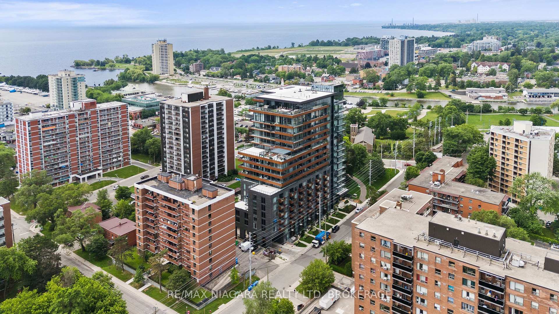 Photo 43 of Unit 717, 21 Park Street E, Mississauga, Port Credit — HOMEH
