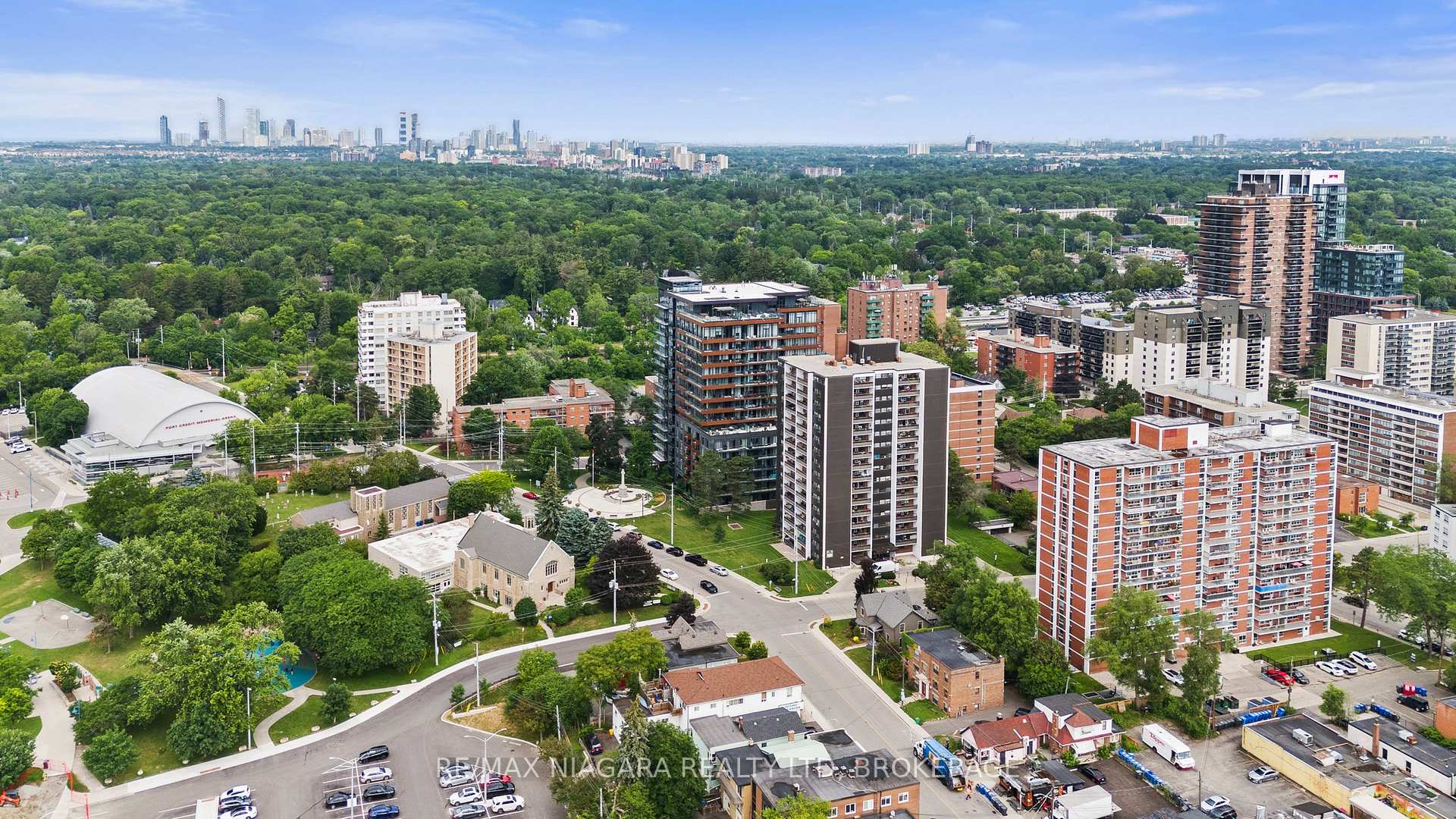 Photo 46 of Unit 717, 21 Park Street E, Mississauga, Port Credit — HOMEH