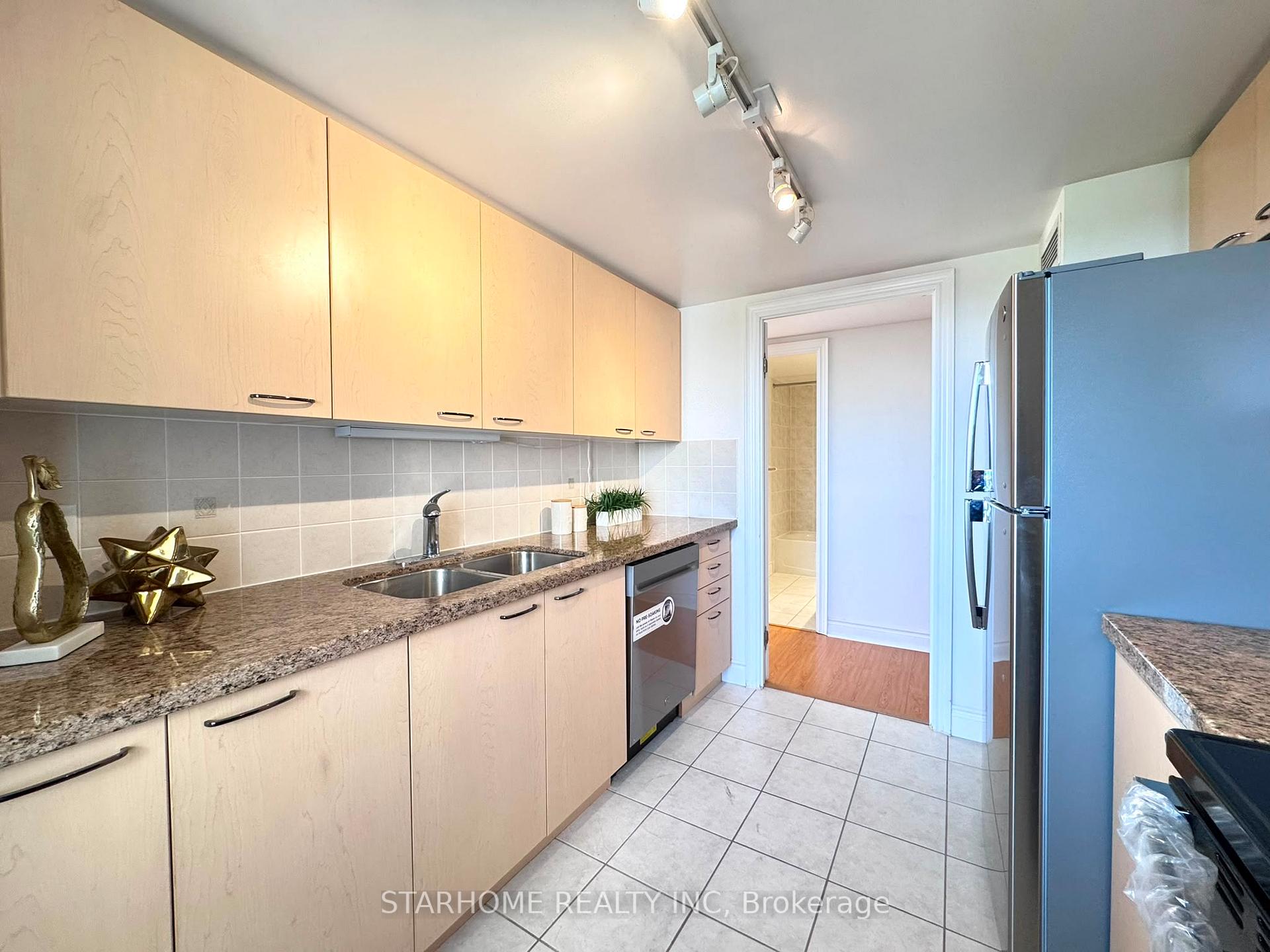 Photo 2 of Unit 605, 51 Saddlecreek Drive, Markham, Commerce Valley — HOMEH