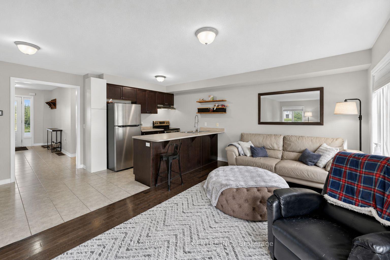 Photo 15 of 941 Cook Crescent, Shelburne — HOMEH