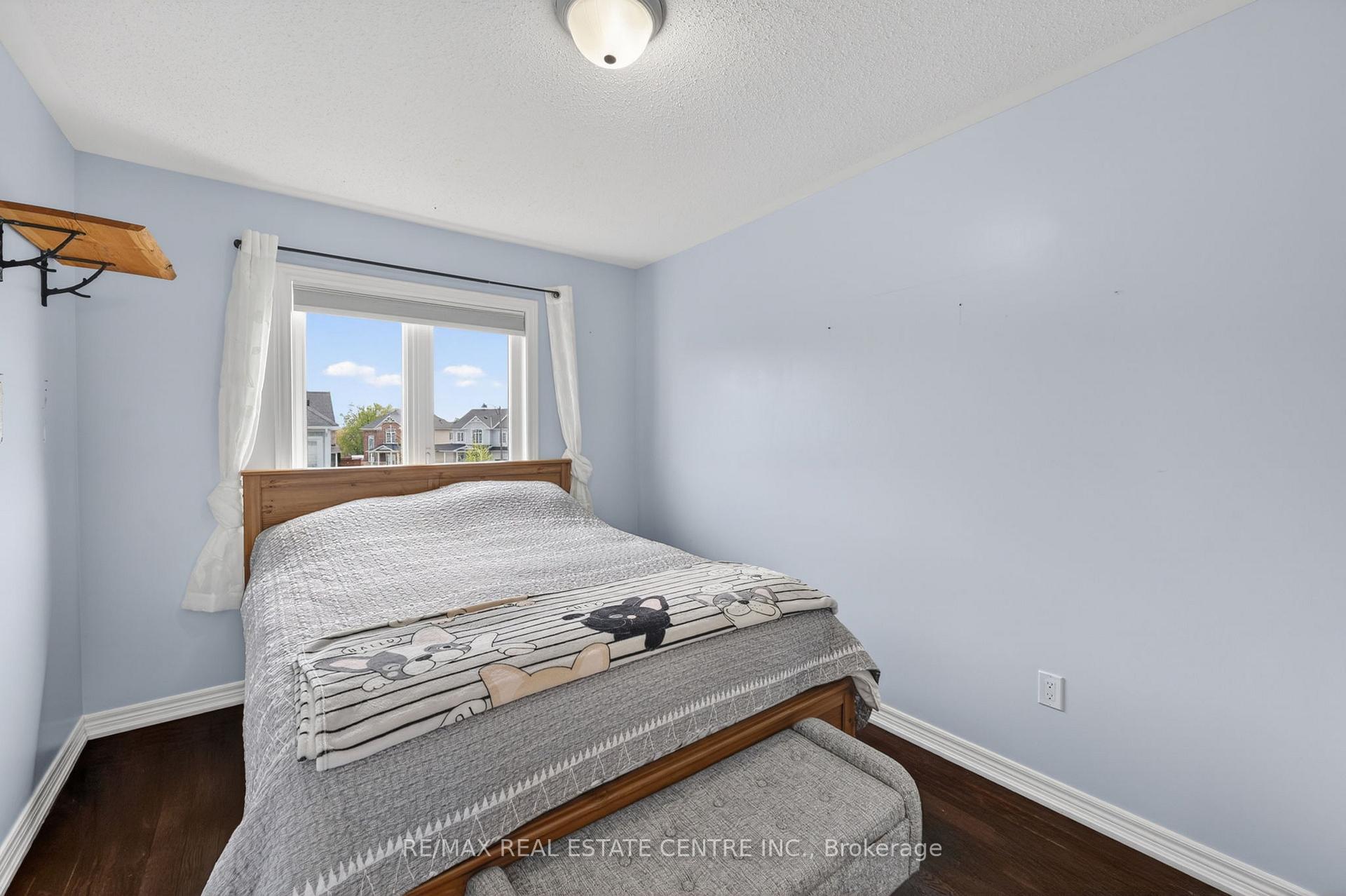 Photo 18 of 941 Cook Crescent, Shelburne — HOMEH