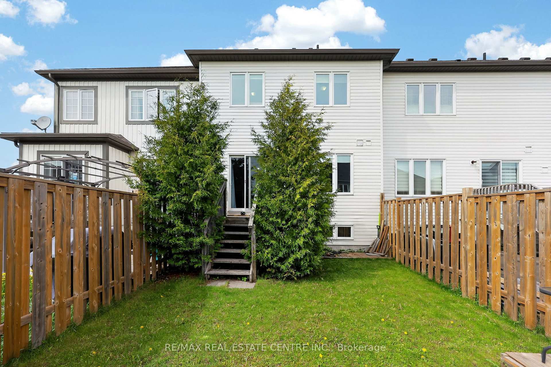 Photo 22 of 941 Cook Crescent, Shelburne — HOMEH