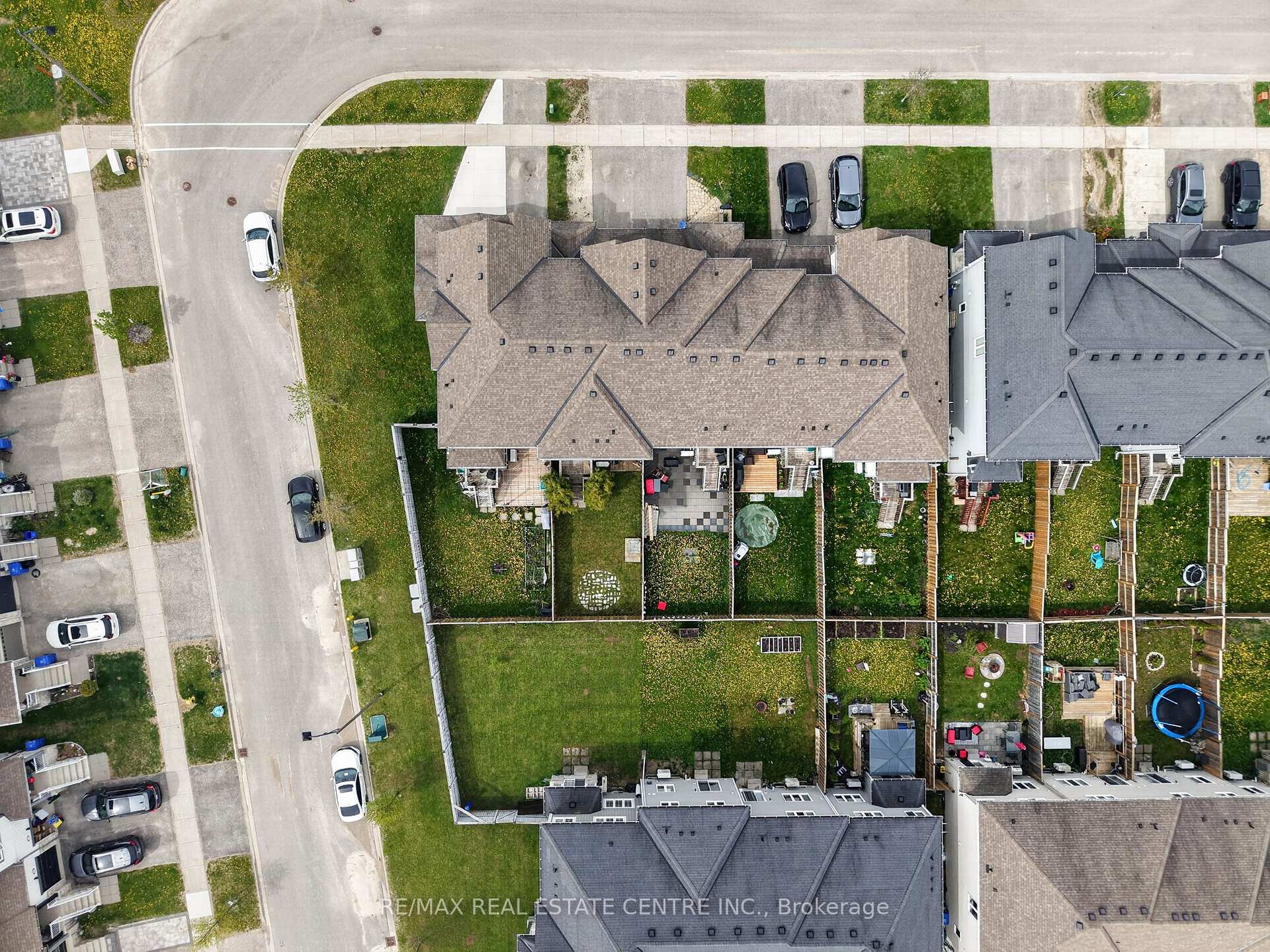 Photo 30 of 941 Cook Crescent, Shelburne — HOMEH
