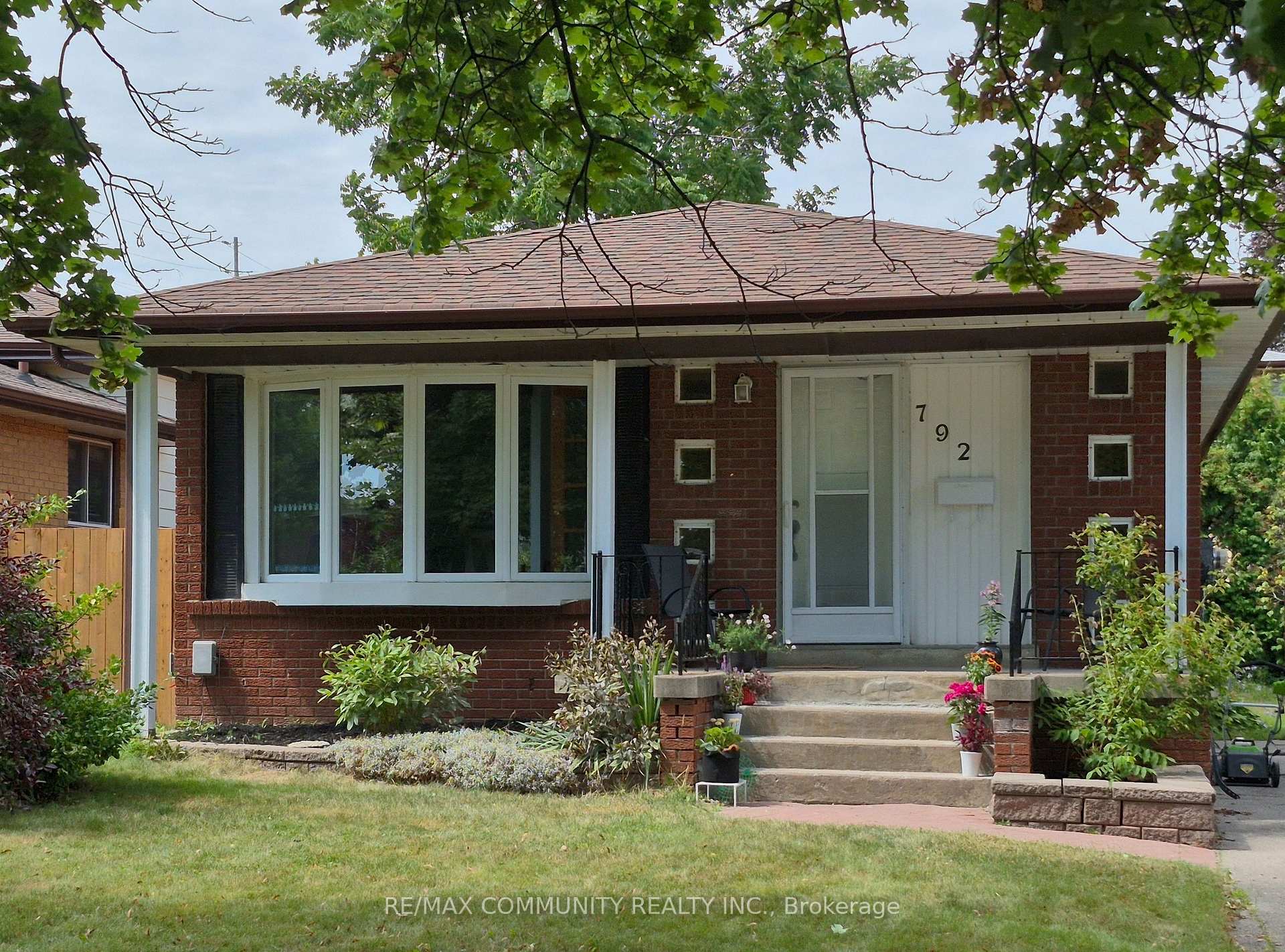 Photo 1 of 792 Tatra Drive, Oshawa, McLaughlin — HOMEH