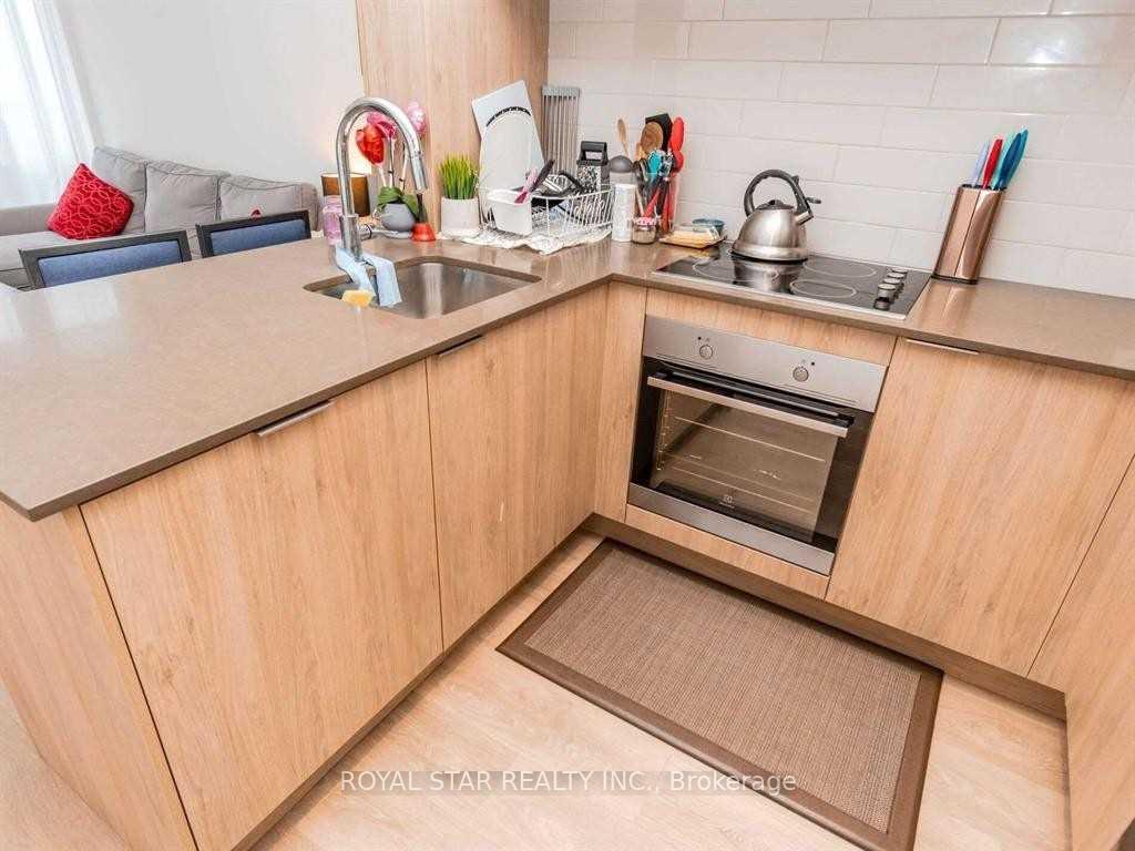 Photo 13 of Unit 2612, 225 Sumach Street, Toronto, Regent Park — HOMEH