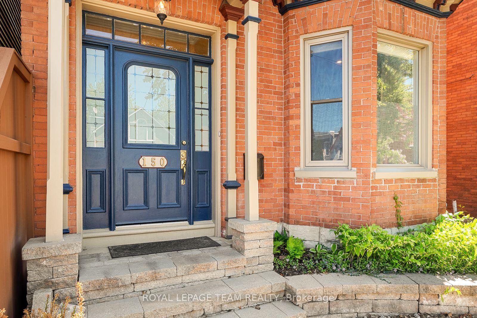 Photo 3 of 150 Guigues Avenue, Ottawa, Lower Town/Byward Market — HOMEH